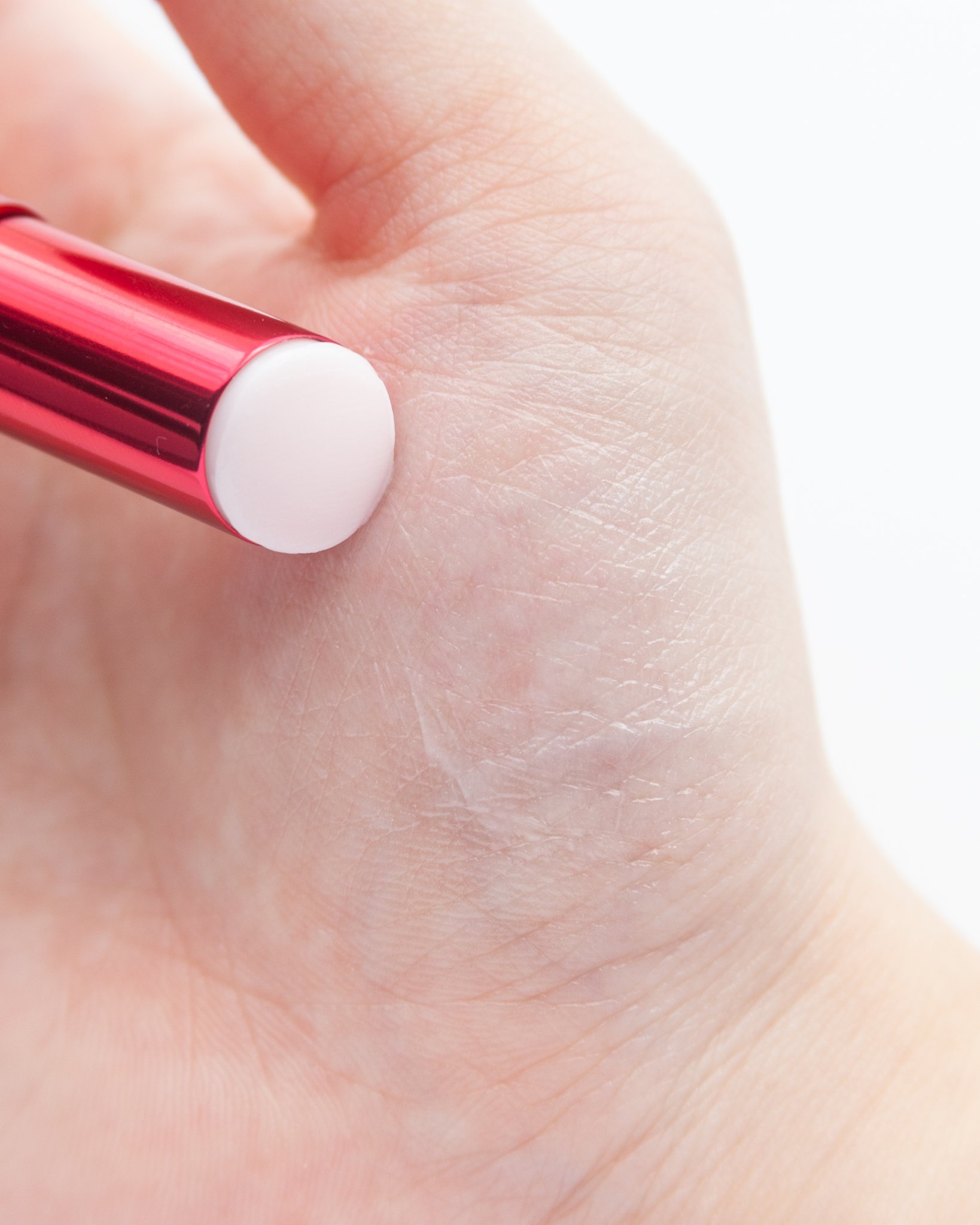 リンクルホワイトセラムスティック/たかの友梨エステファクト/美容液を使ったクチコミ（2枚目）