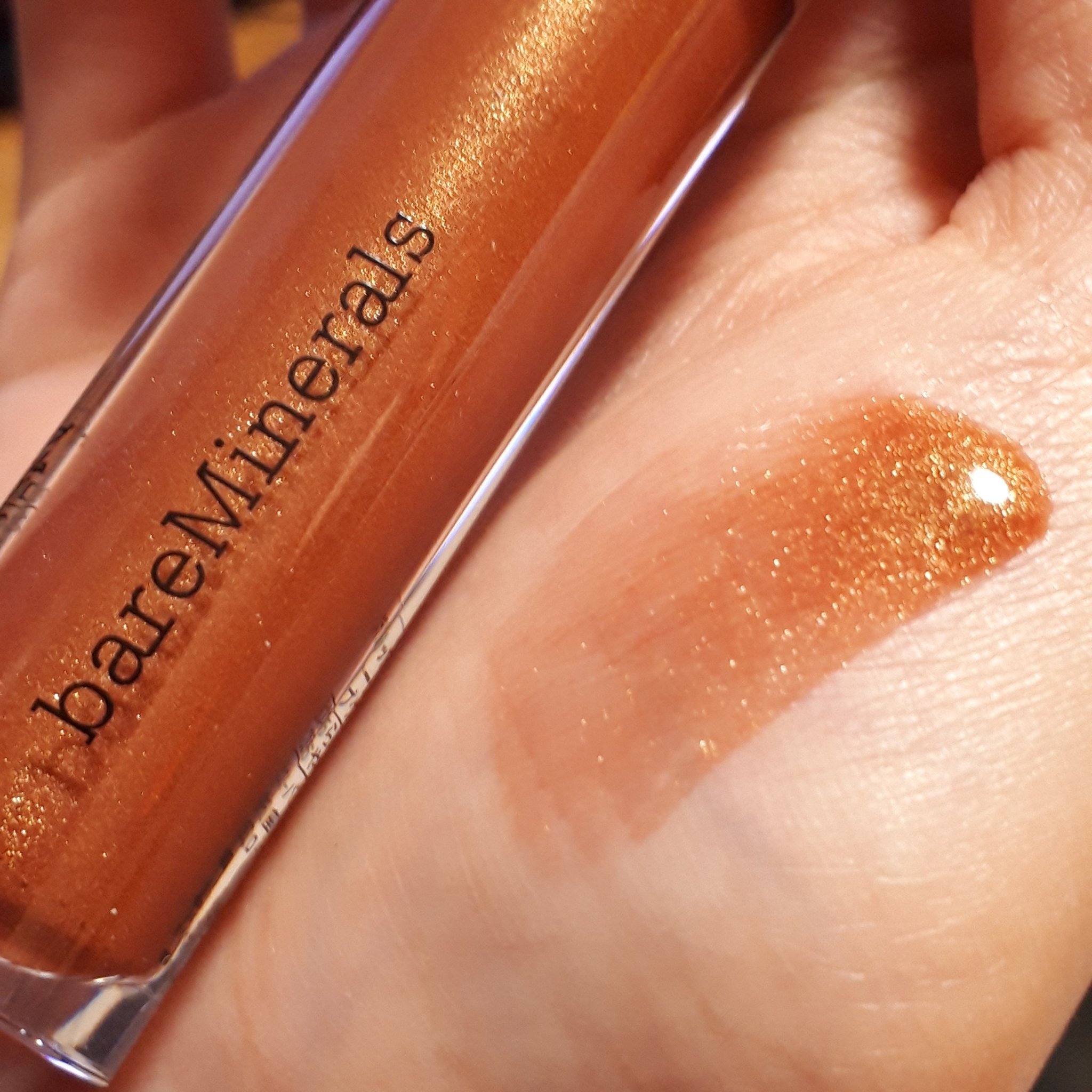 ミネラリスト リップ グロスバーム /bareMinerals/リップグロスを使ったクチコミ（1枚目）