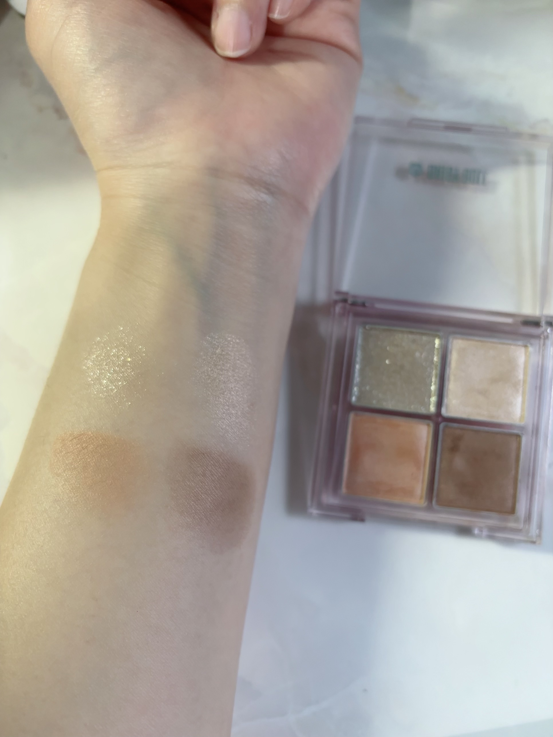 デイジードール アイ ドロー シャドウ/DAISY DOLL by MARY QUANT/アイシャドウパレットを使ったクチコミ（3枚目）