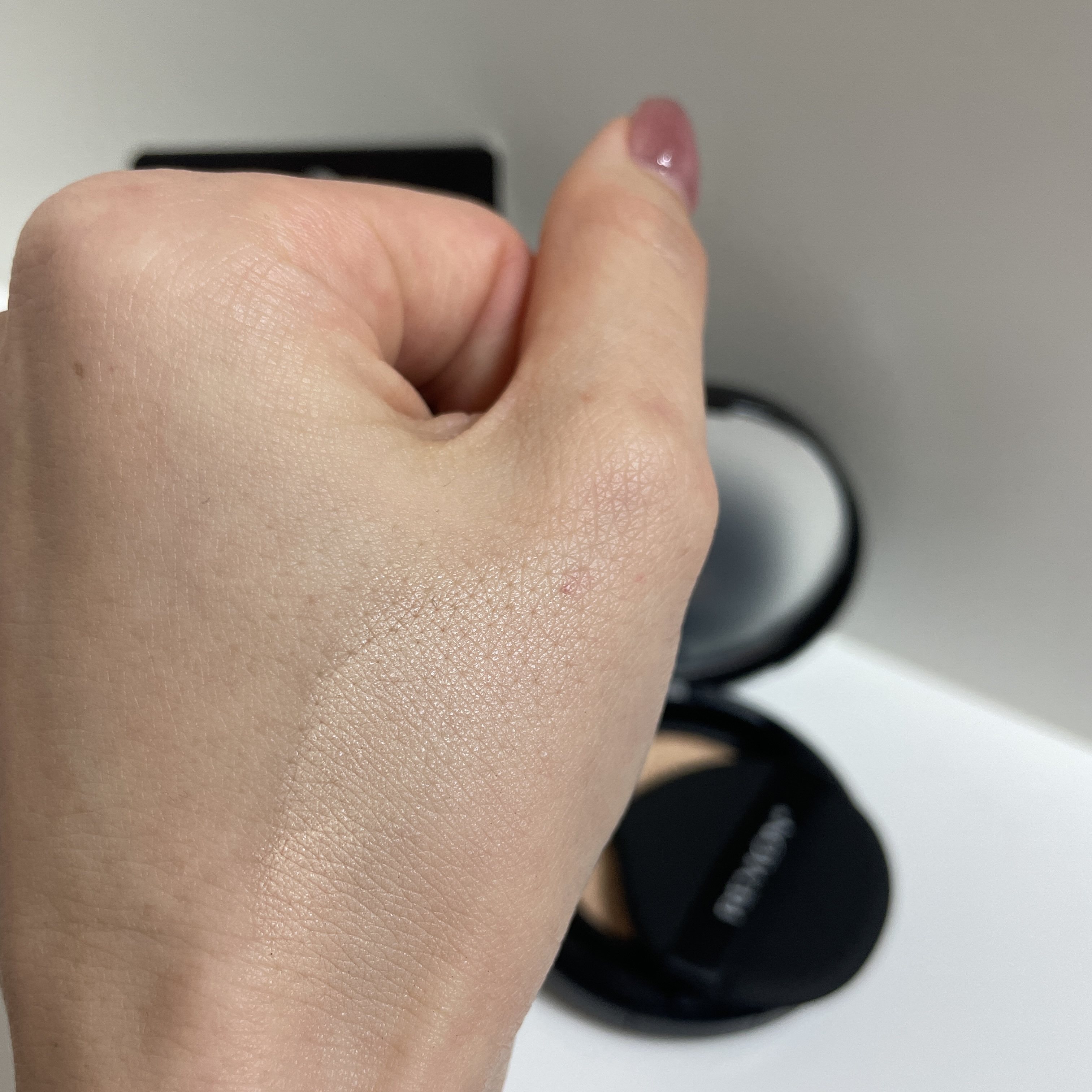 レブロン カラーステイ ロングウェア UV クッション ファンデーション/REVLON/クッションファンデーションを使ったクチコミ（3枚目）