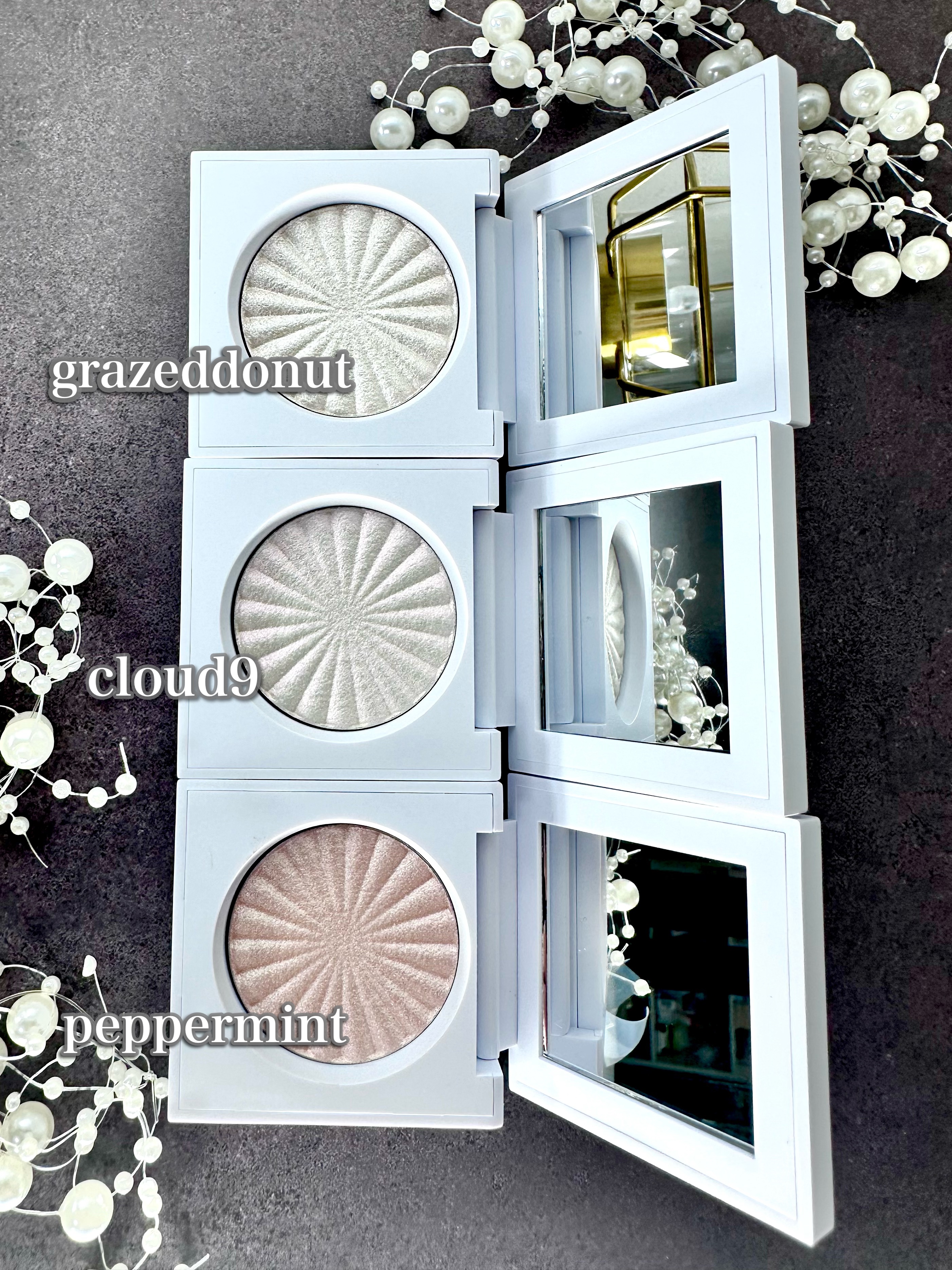 OFRA mini Highlighter/Ofra Cosmetics/パウダーハイライトを使ったクチコミ（2枚目）