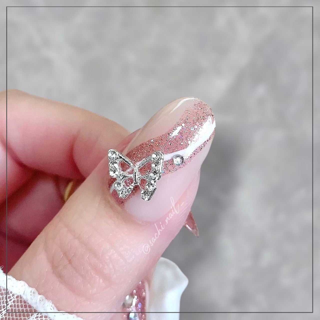 カラフルネイルズ/キャンメイク/マニキュアを使ったクチコミ(5枚目)