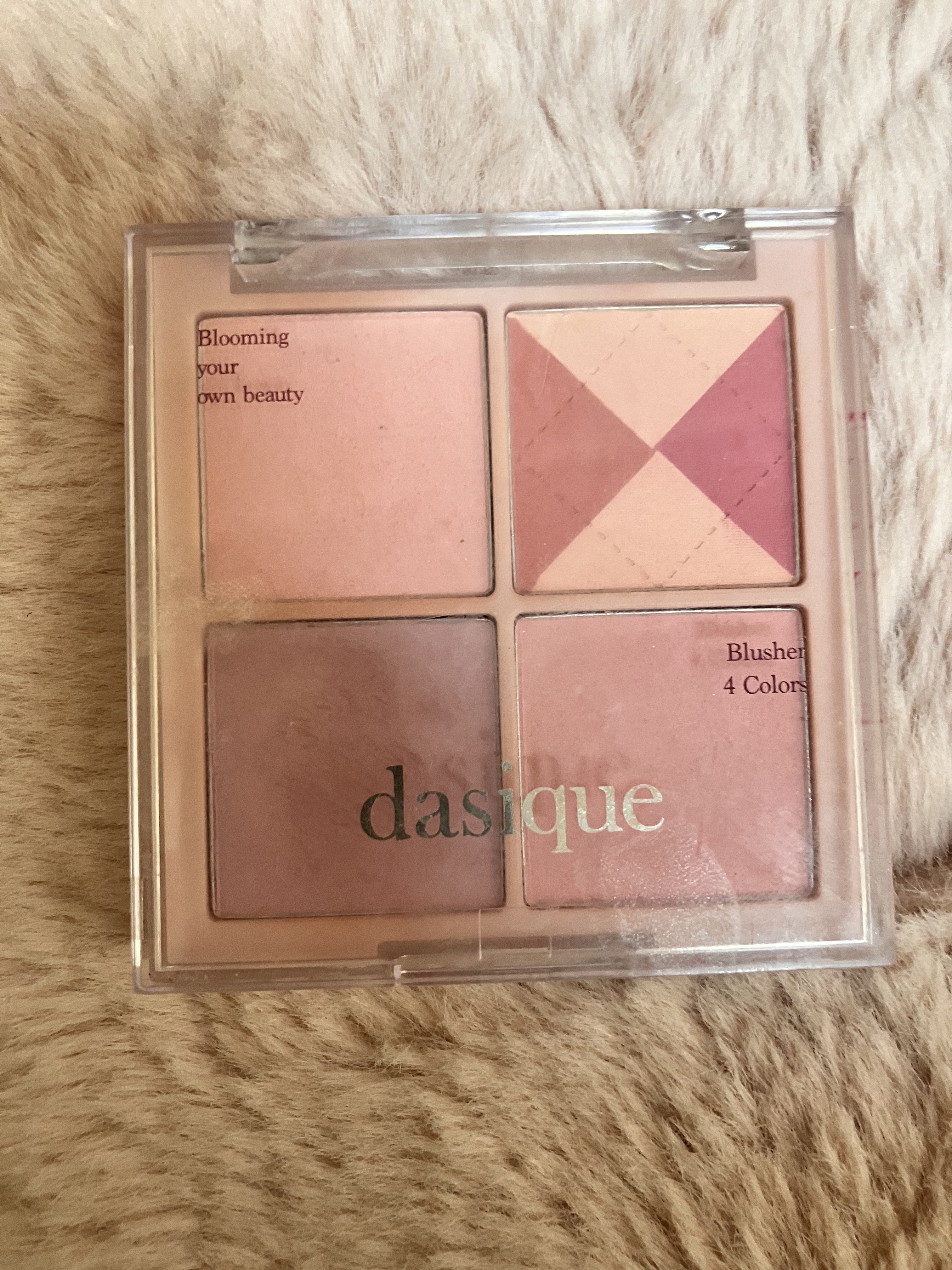 ブレンディングムードチーク/dasique/パウダーチークを使ったクチコミ（1枚目）