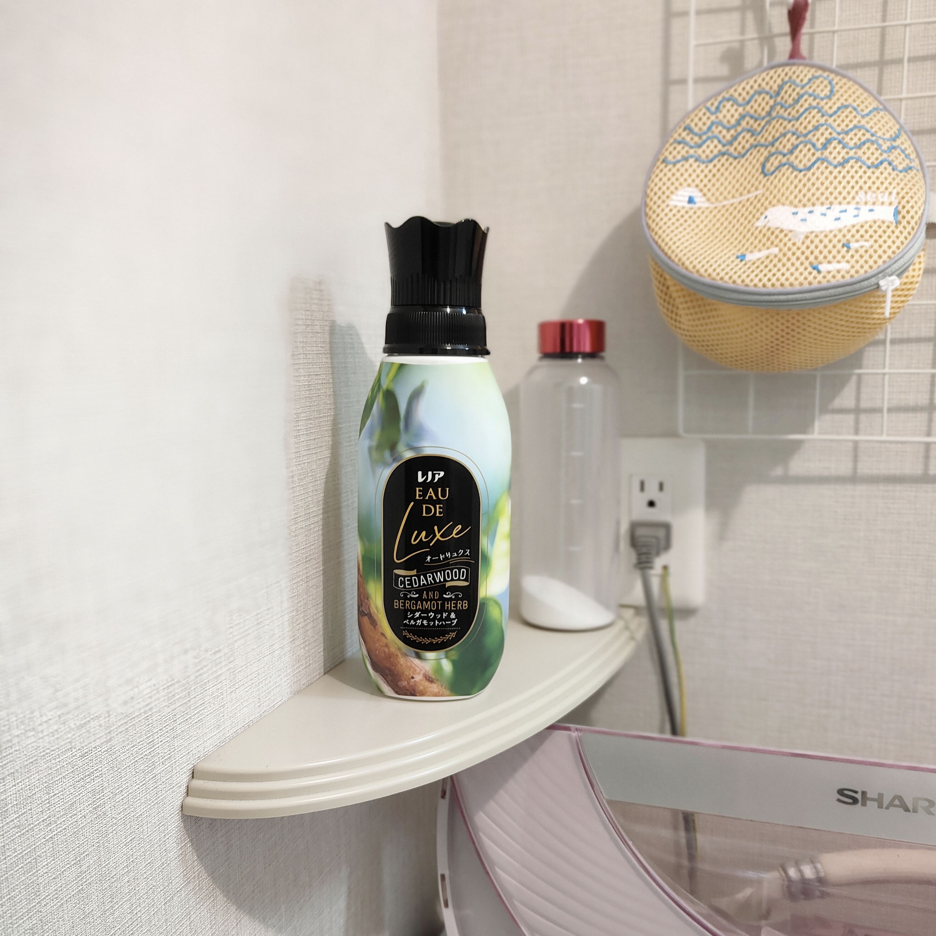 レノア オードリュクス　シダーウッド＆ベルガモットハーブの香り/レノア/柔軟剤を使ったクチコミ（1枚目）