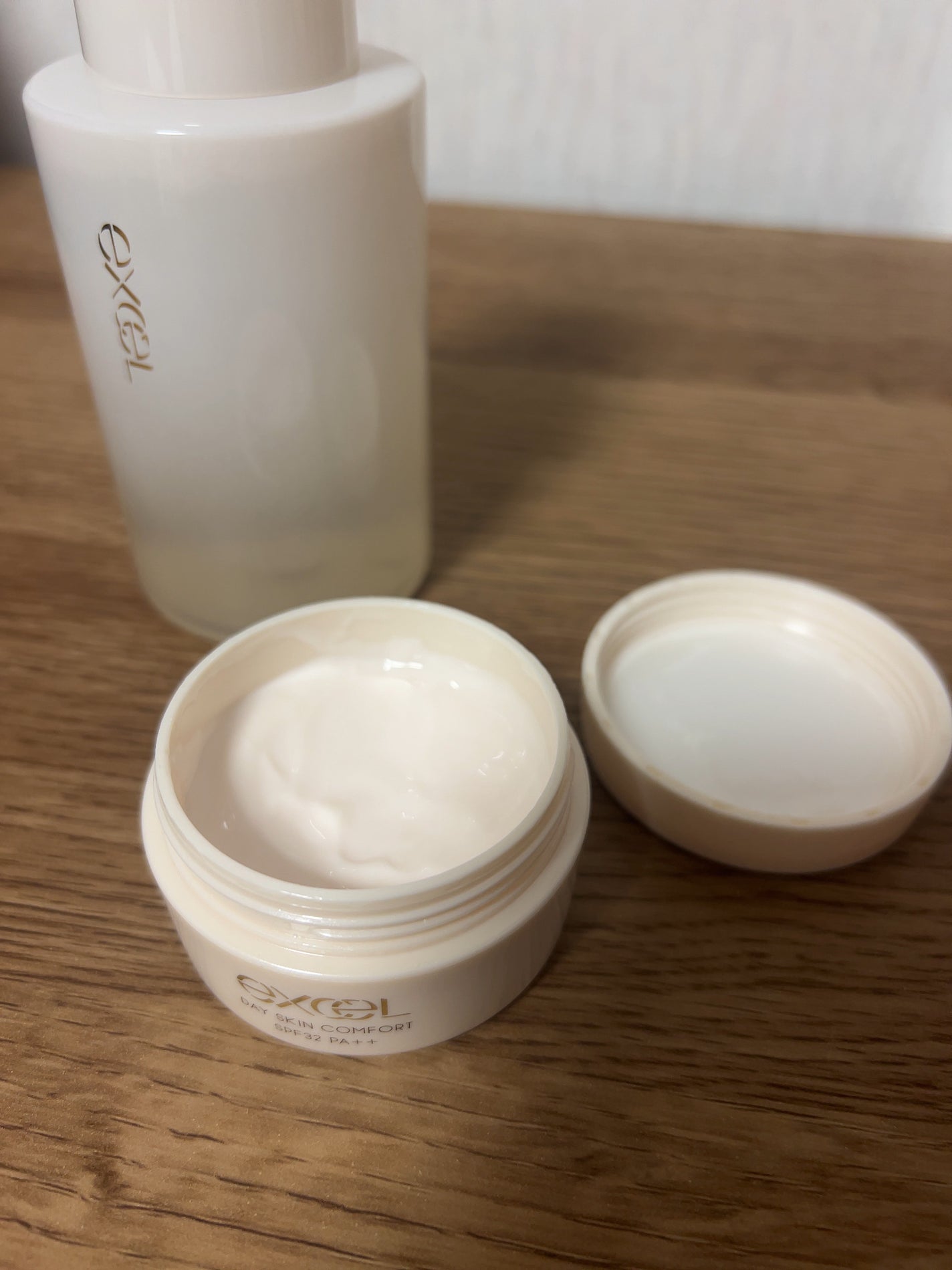 デイスキンコンフォート/excel/フェイスクリームを使ったクチコミ(4枚目)