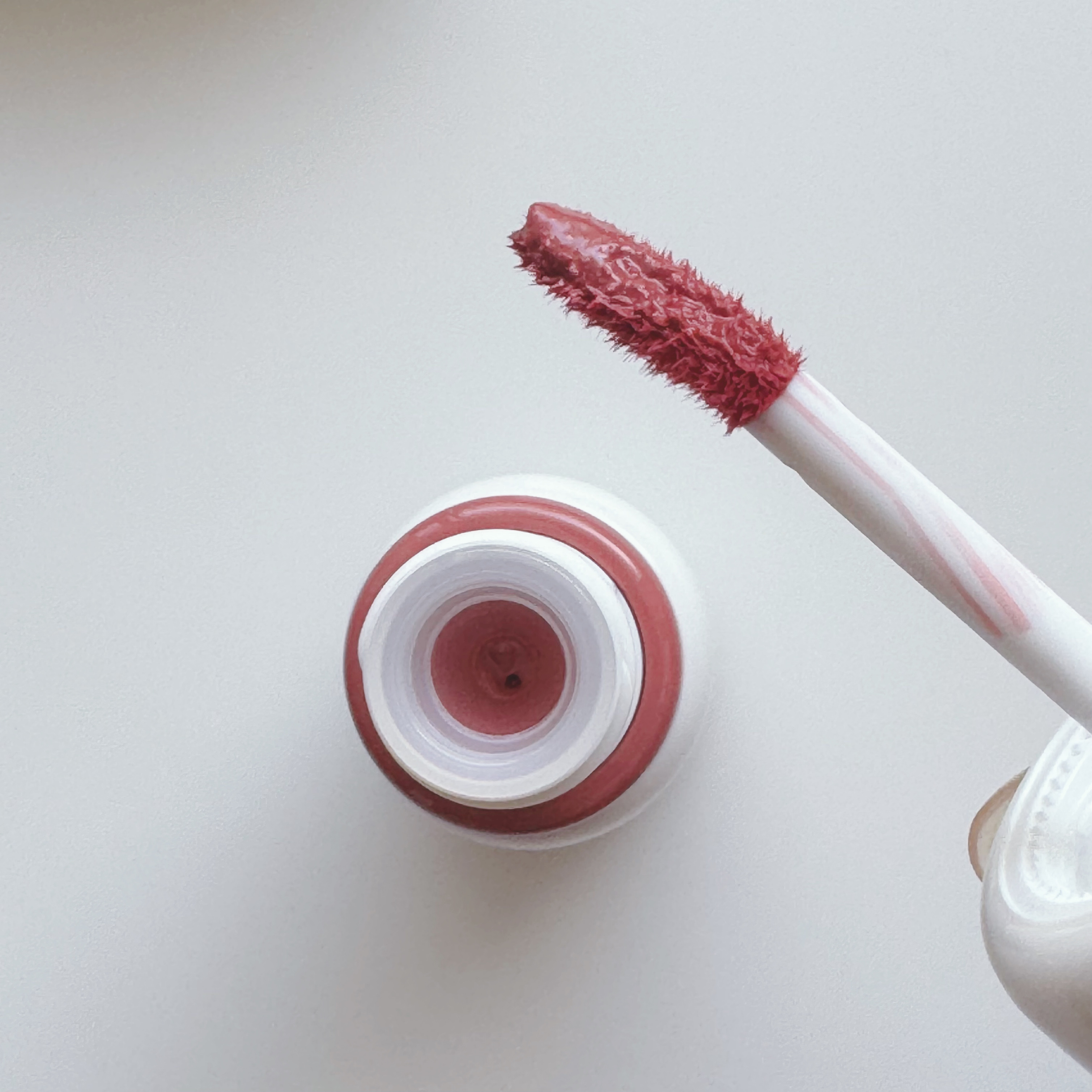 ティルナス サンリットパール ティント/tilnus/リップティントを使ったクチコミ（2枚目）