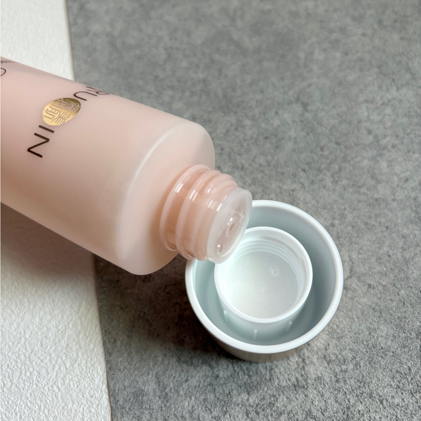 セラム化粧水/URUOIN/化粧水を使ったクチコミ(2枚目)