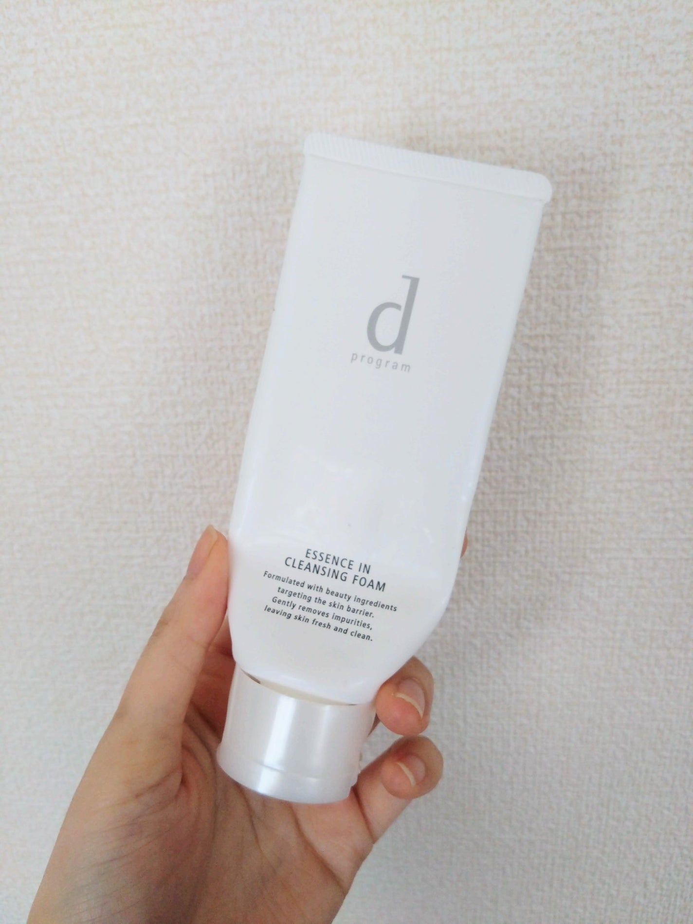 エッセンスイン クレンジングフォーム/d プログラム/洗顔フォームを使ったクチコミ(2枚目)