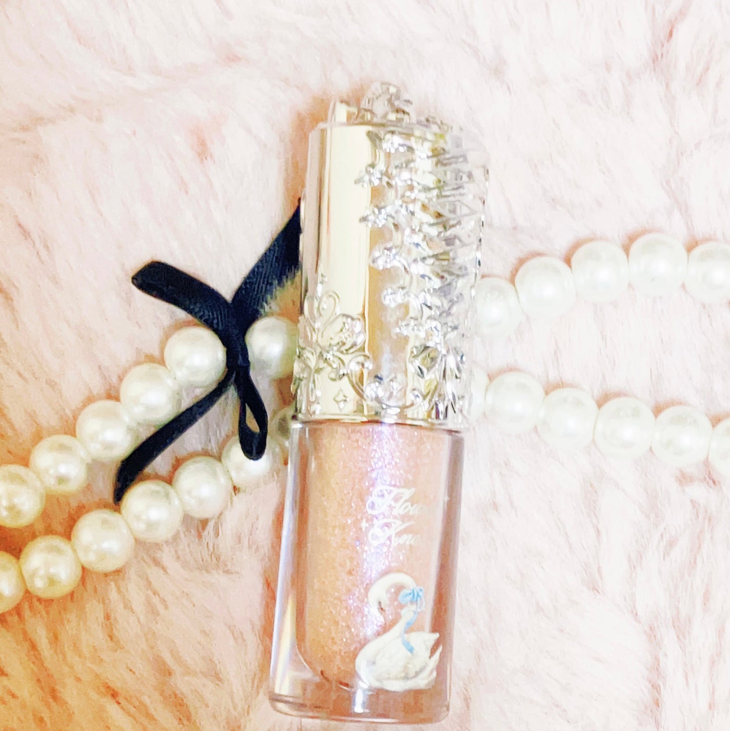 フラワーノーズ スワンバレエシリーズ リキッドアイシャドウ/FlowerKnows/リキッドアイシャドウを使ったクチコミ(1枚目)