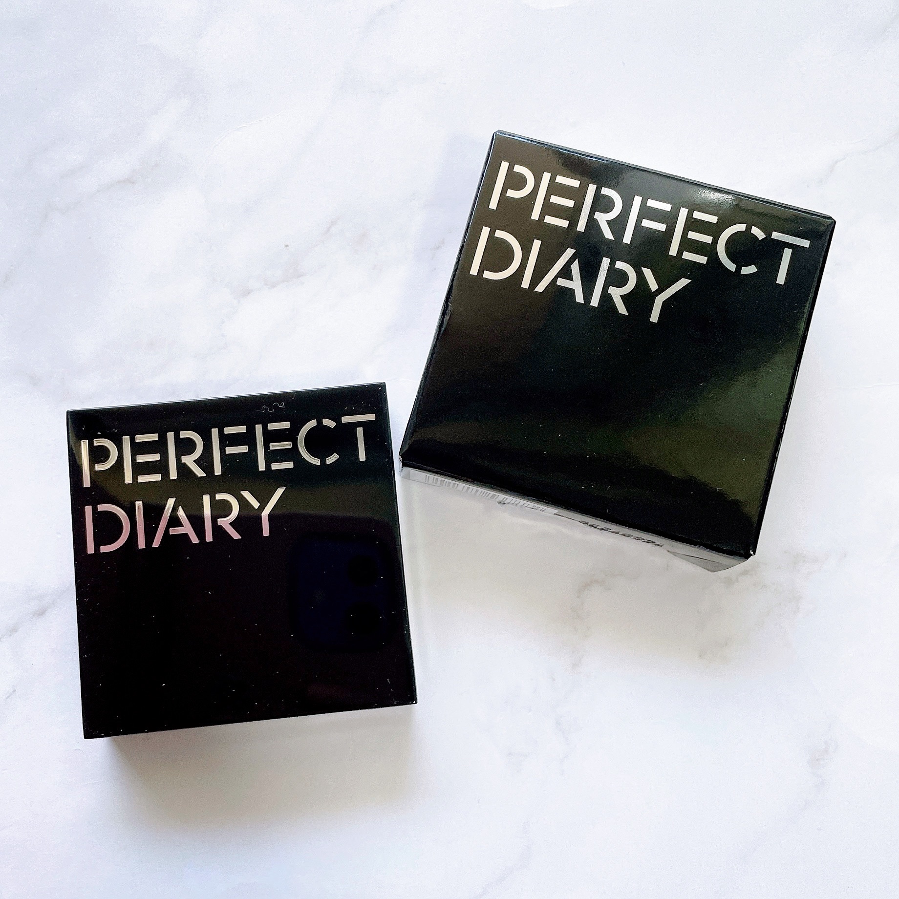 トランスルーシェント ブルーリング セッティング パウダー/PERFECT DIARY/プレストパウダーを使ったクチコミ（2枚目）