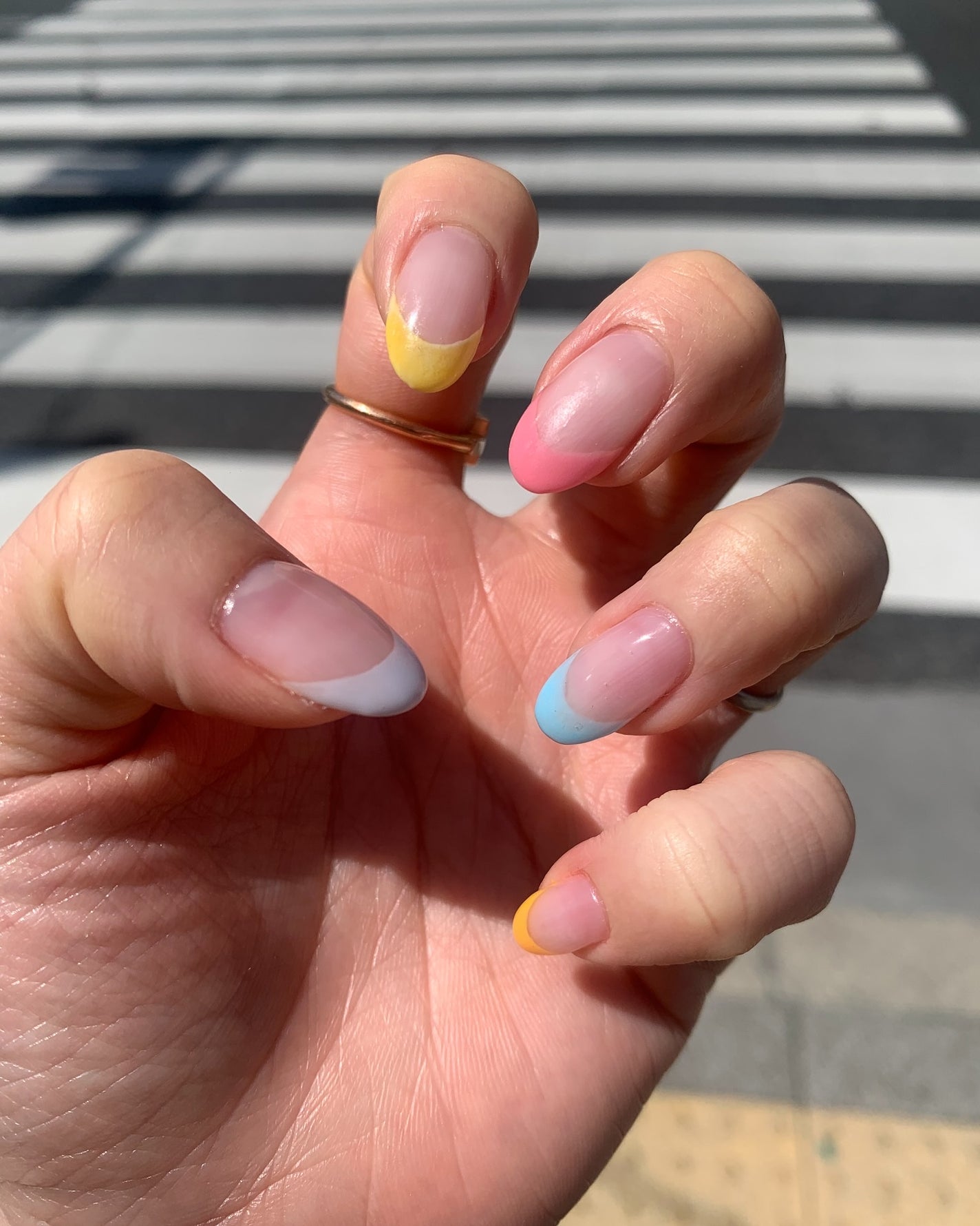 👾👾👾MAYUMI👾👾👾 on LIPS 「急にフレンチの気分になりました(・ᴗ・)#nails#春ネイル..」(1枚目)