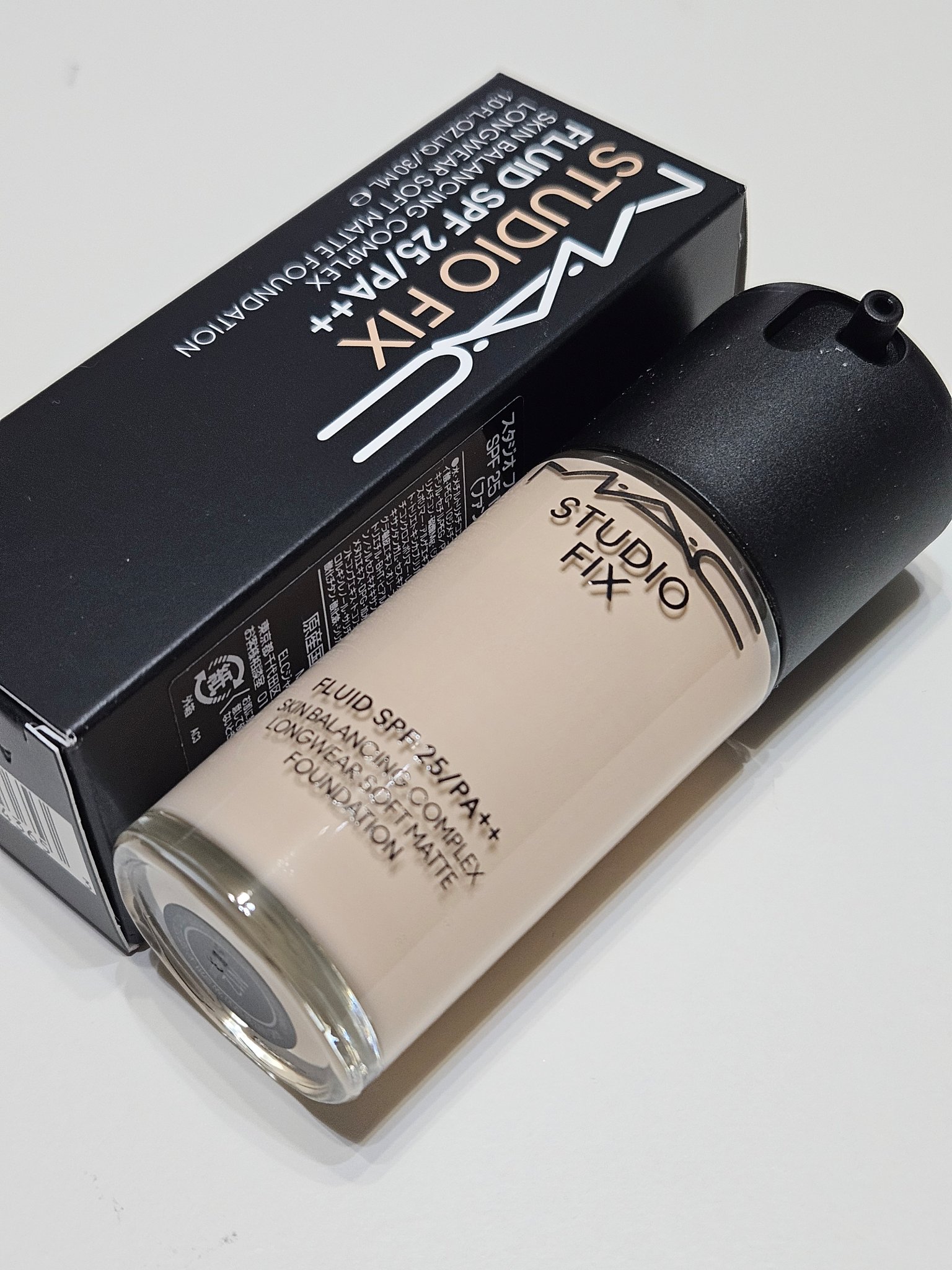 フィックス＋ ステイ オーバー 100ml（M・A・C TO THE FUTURE）/M・A・C/ミスト状化粧水を使ったクチコミ（3枚目）