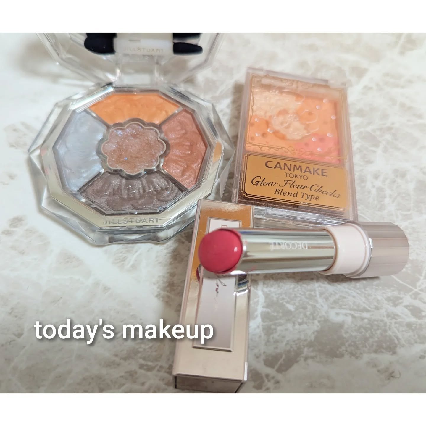 メイクアップ コレクション 2021 /DECORTÉ/メイクアップキットを使ったクチコミ（1枚目）