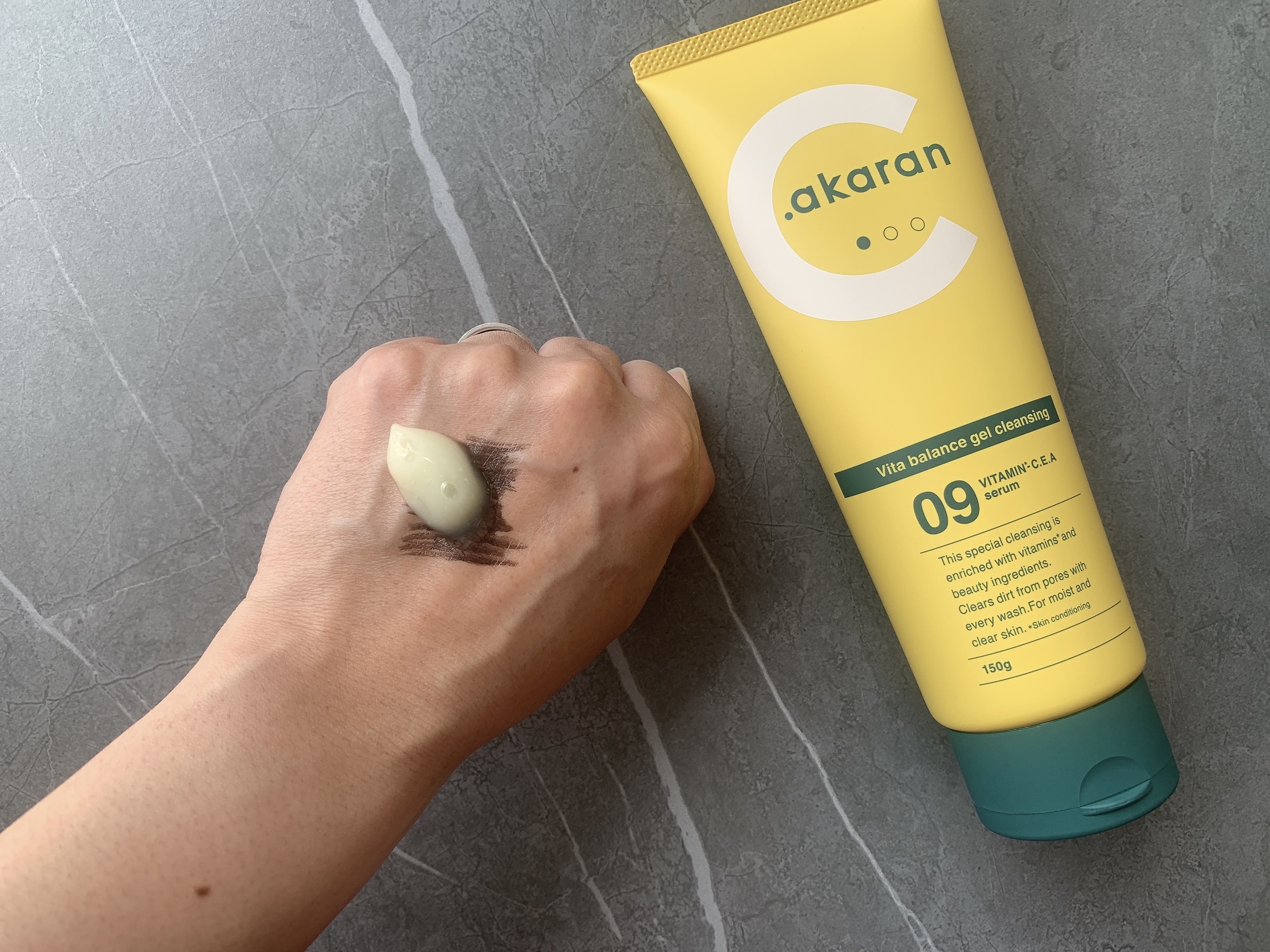 ビタバランスジェルクレンジング/.akaran/クレンジングジェルを使ったクチコミ（2枚目）