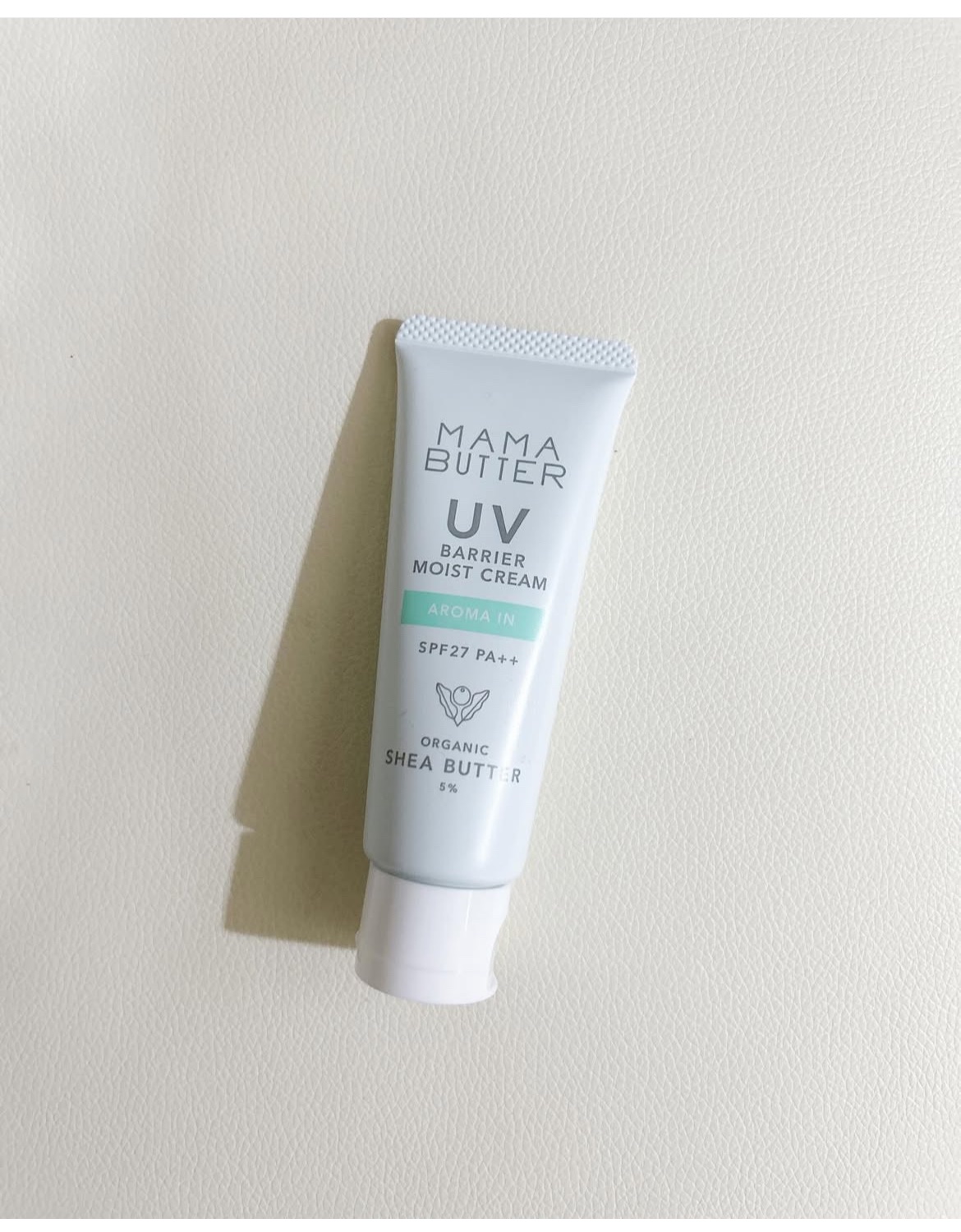 ママバター UVバリア モイストクリームのクチコミ「
一年中使用している日焼け止め。

#オーガニック　の日焼け止めクリーム

クリームだけど、ベ.....」（1枚目）