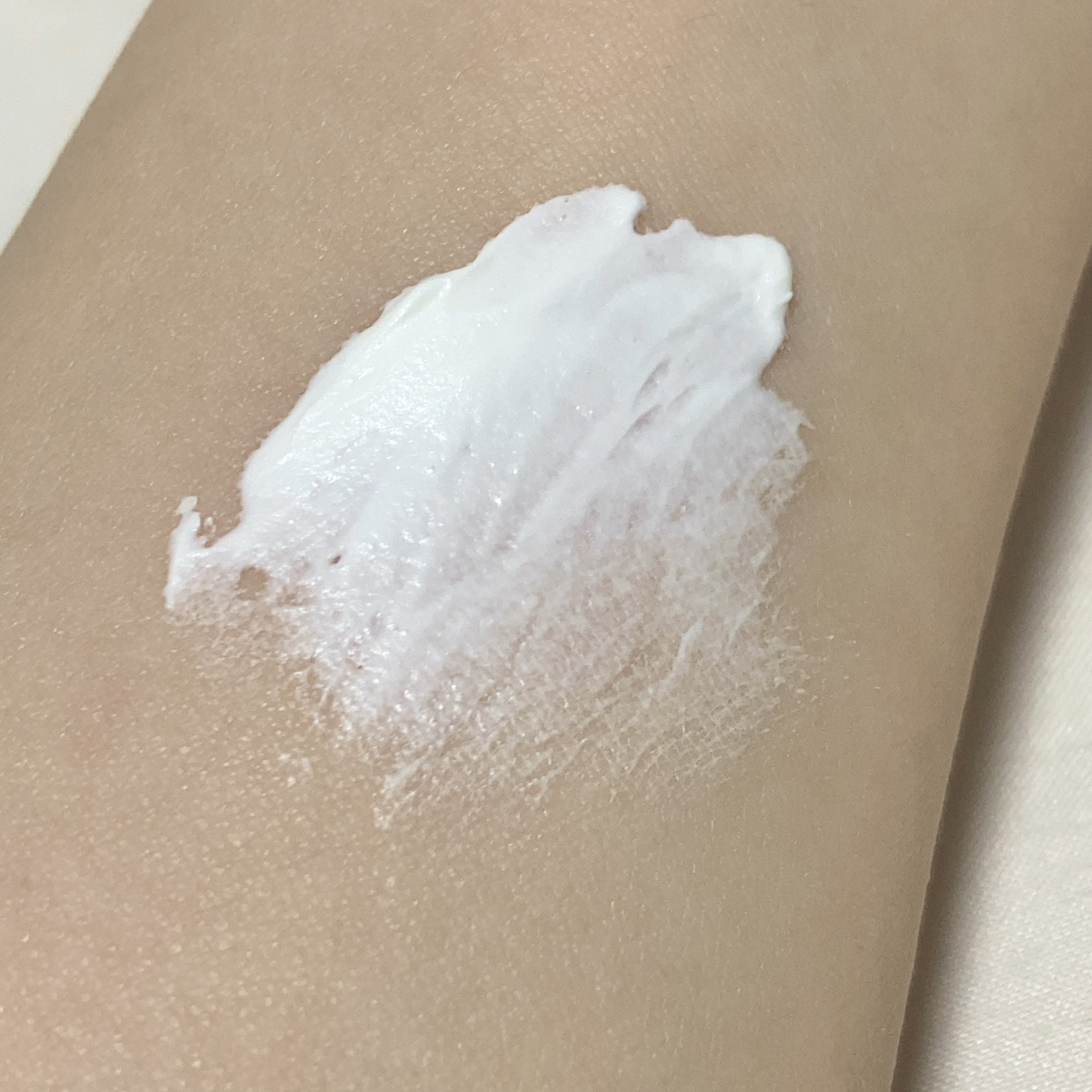 by365 パウダリーUVクリーム トーンアップ/ナリスアップ/日焼け止め・UVケアを使ったクチコミ（2枚目）