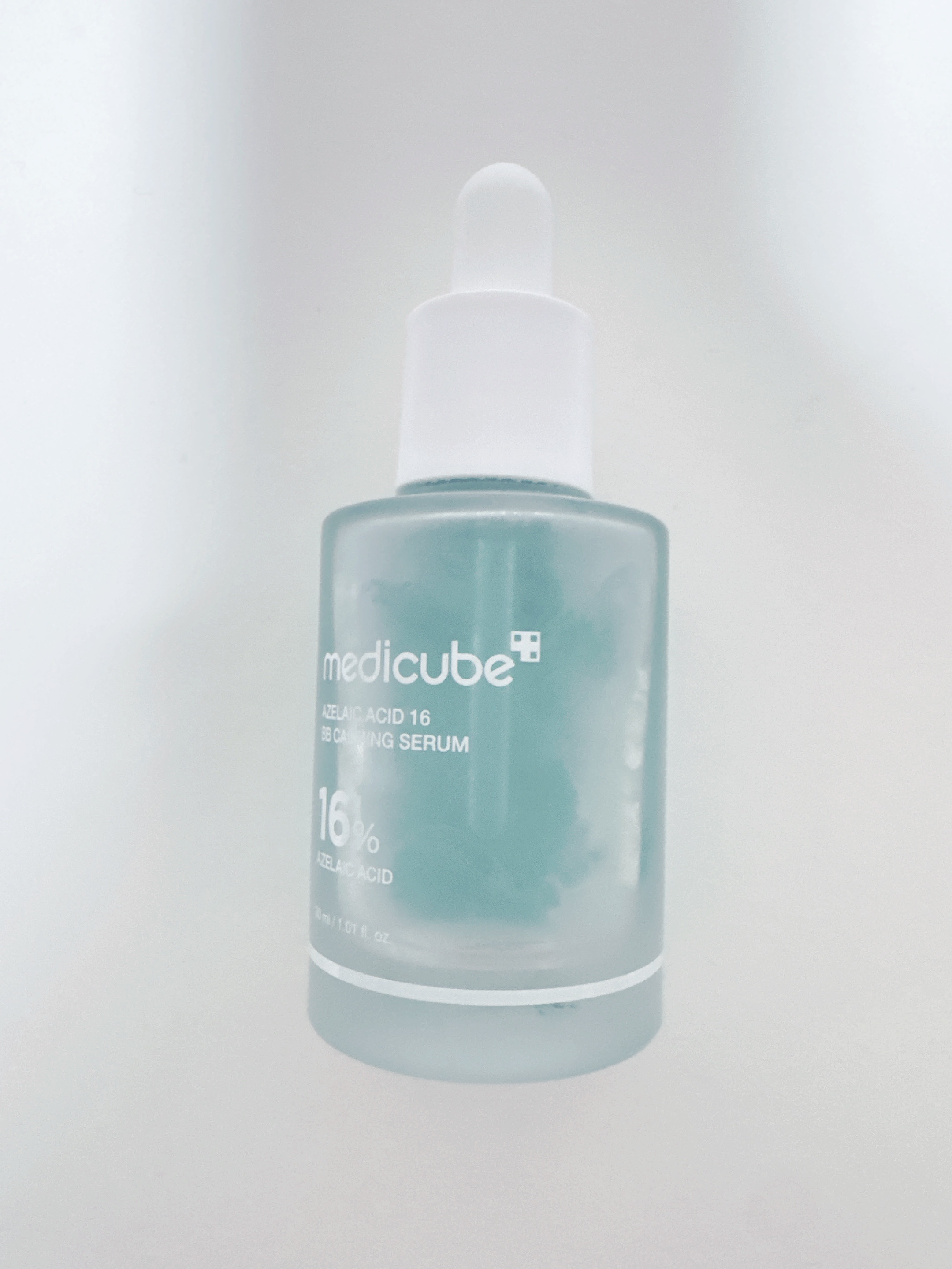 新品未開封　メディキューブ　アゼライン酸16BBカーミングセラム Amazon.co.jp: メディキューブ アゼライン酸16BBカーミング