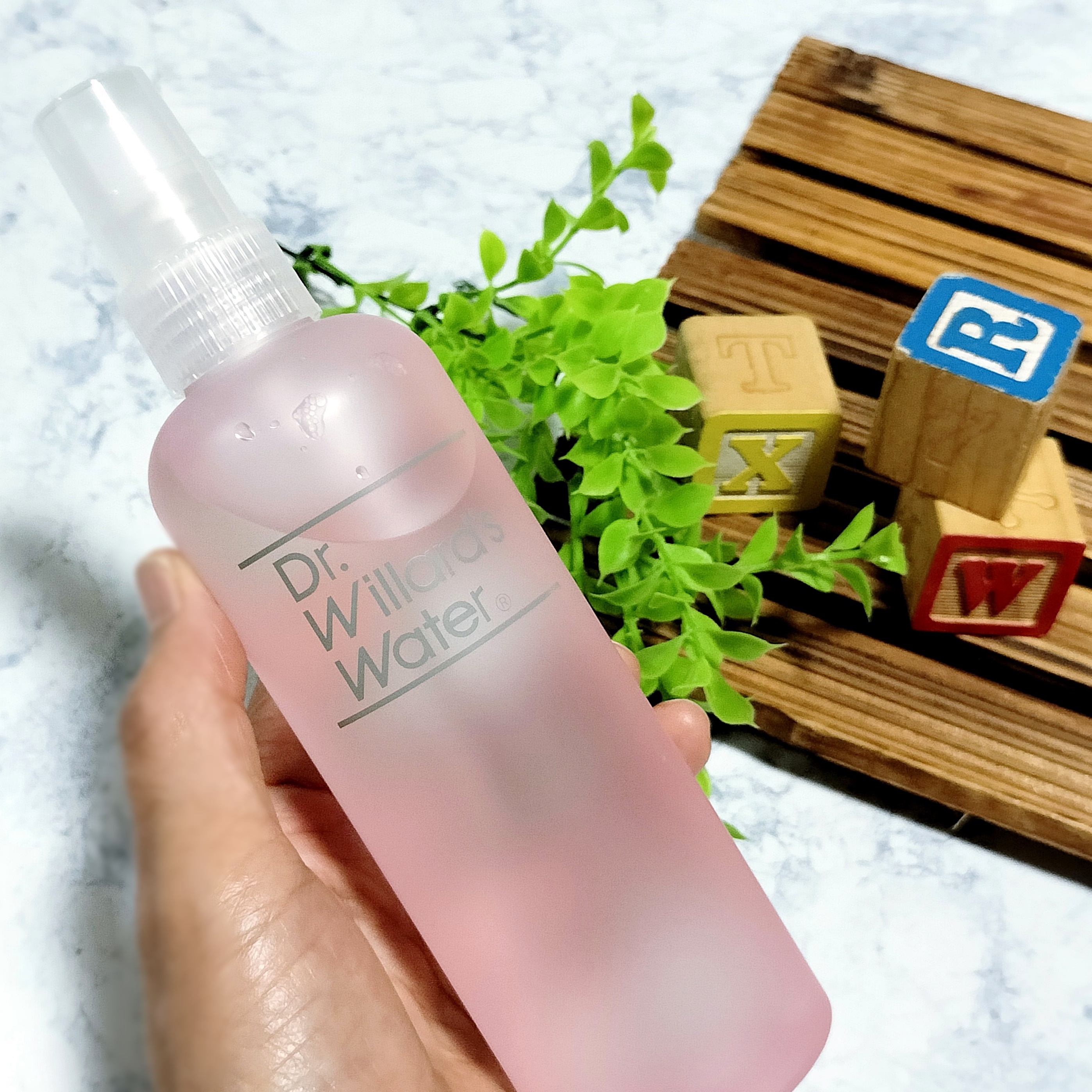 Dr.ウィラード・ウォーター/Dr.ウィラード・ウォーター/ミスト状化粧水を使ったクチコミ（2枚目）