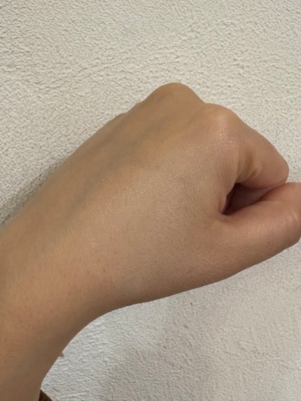 フューチャリスト ソフト タッチ ブライトニング スキンシーラー/ESTEE LAUDER/リキッドコンシーラーを使ったクチコミ(7枚目)