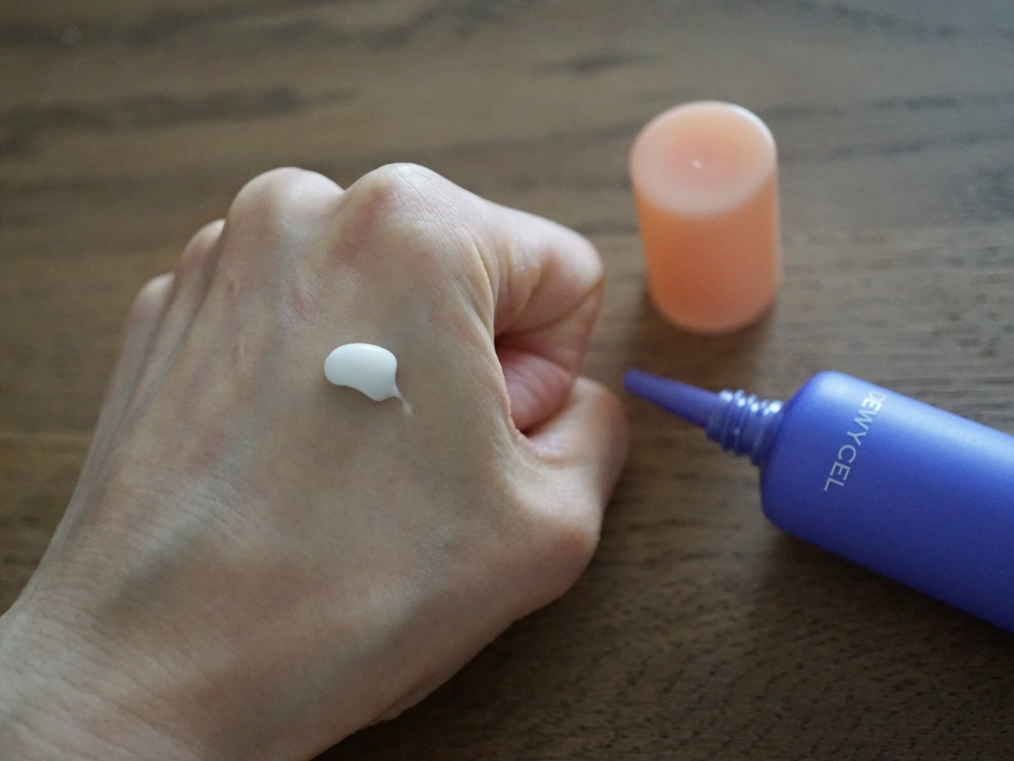 ポアーテンクリーム/DEWYCEL/化粧下地を使ったクチコミ（2枚目）