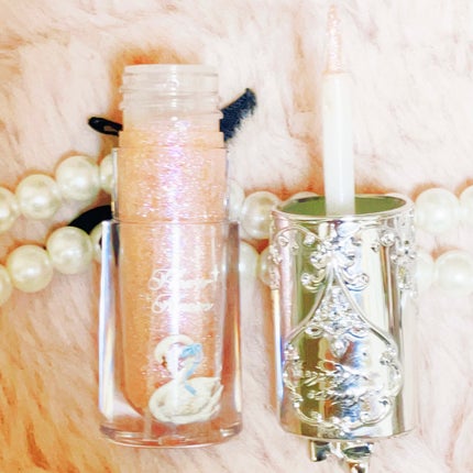 フラワーノーズ スワンバレエシリーズ リキッドアイシャドウ/FlowerKnows/リキッドアイシャドウを使ったクチコミ(2枚目)