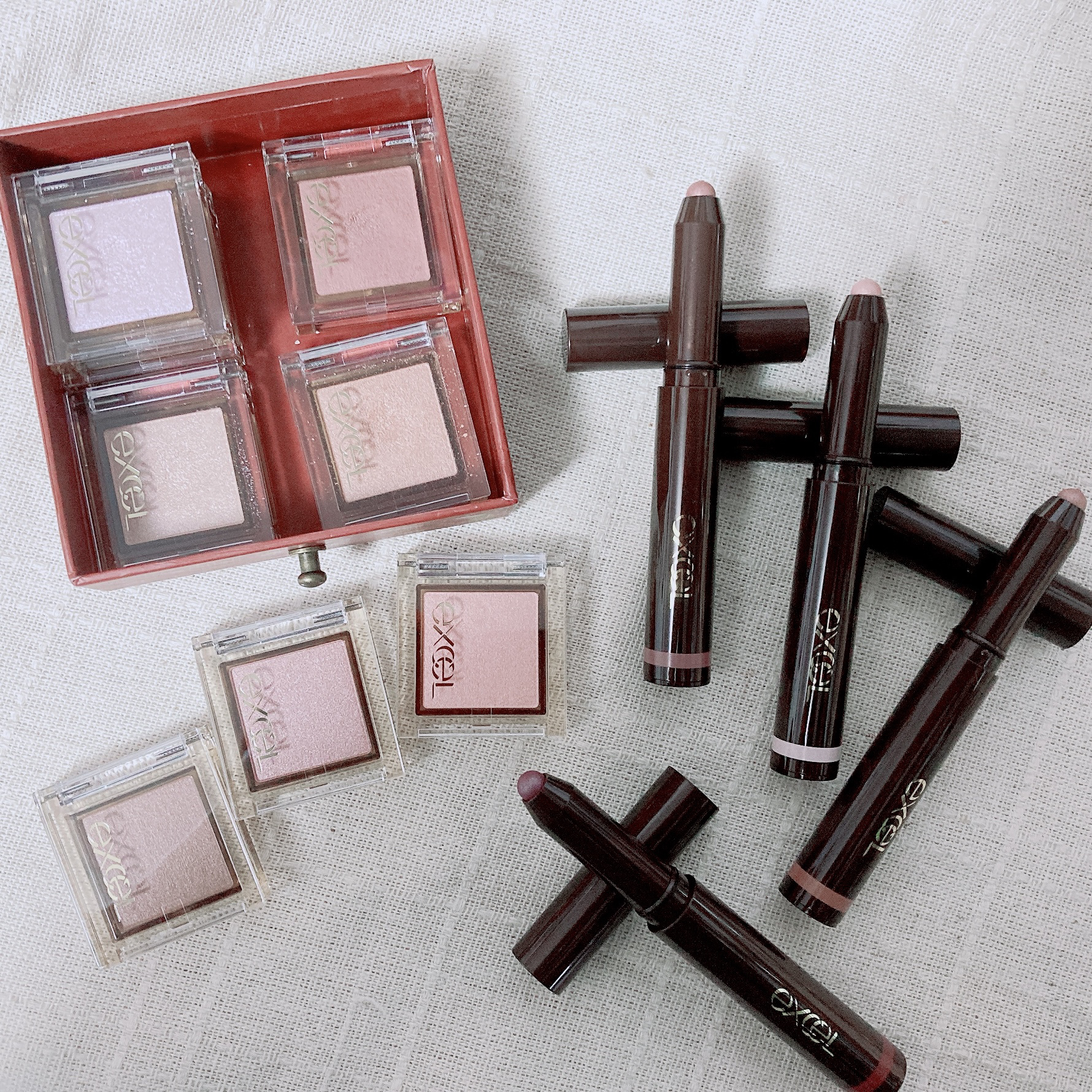 アイプランナー/excel/単色アイシャドウを使ったクチコミ（2枚目）