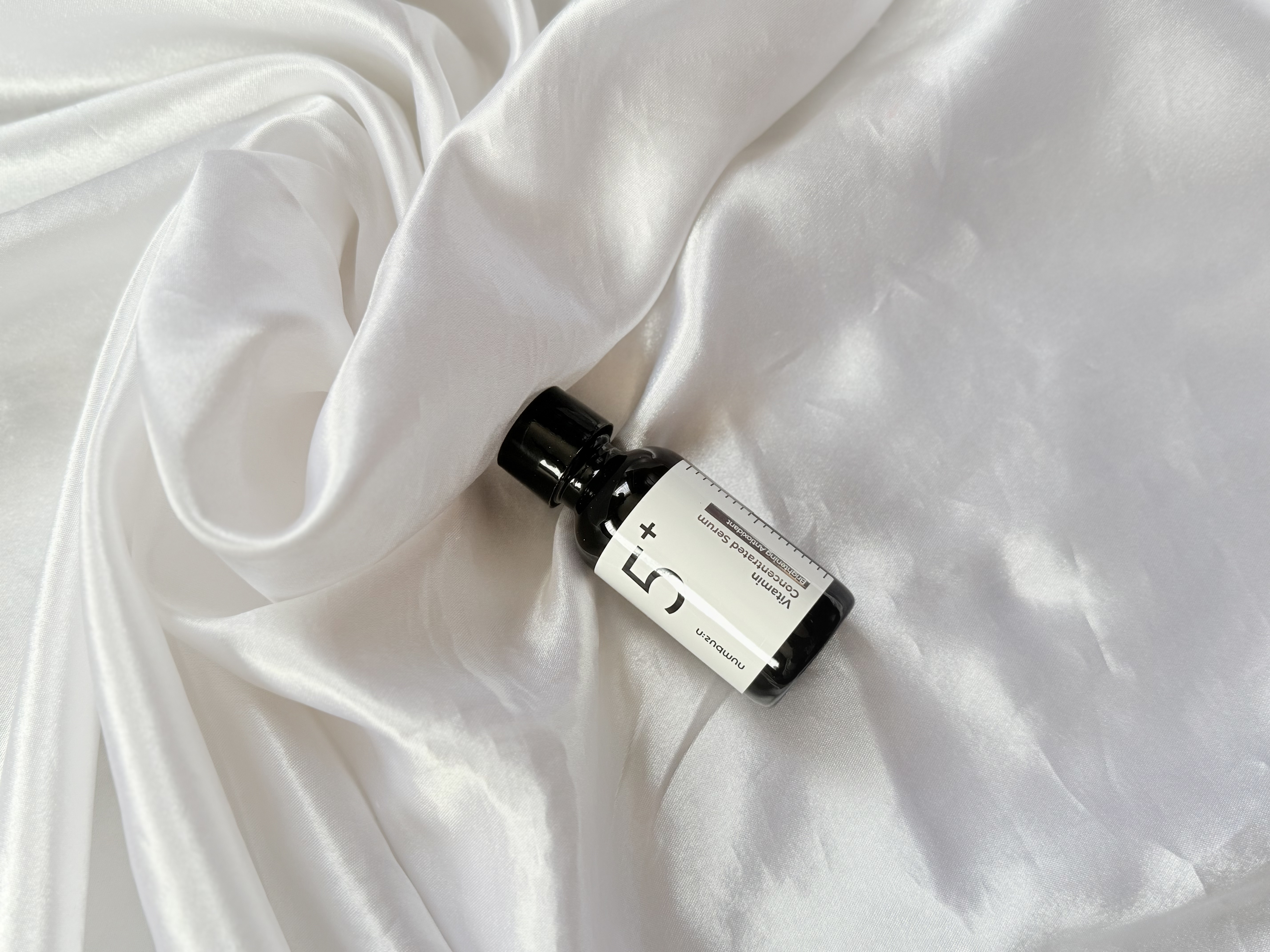 5番 白玉グルタチオンＣ美容液/numbuzin/美容液を使ったクチコミ（1枚目）