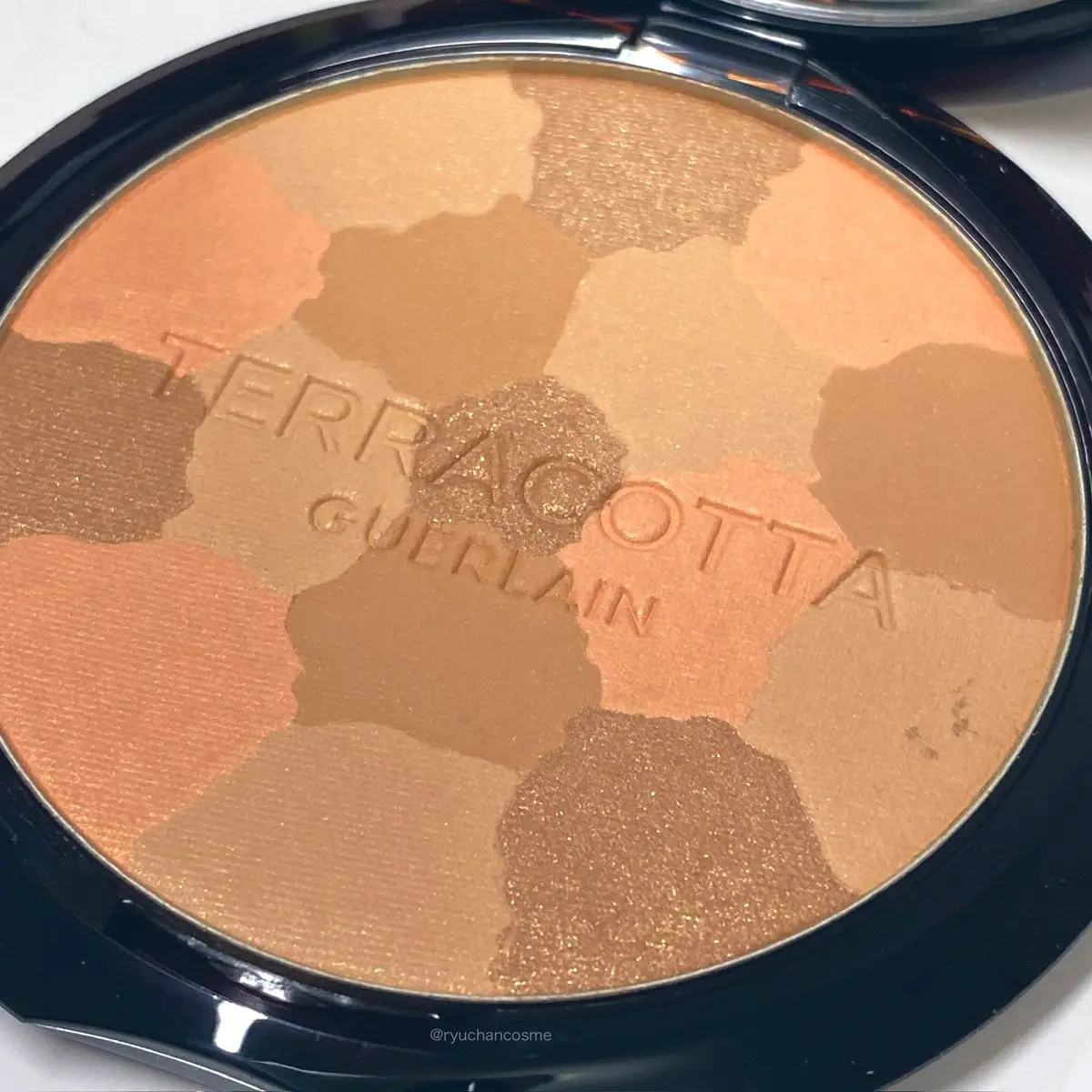 テラコッタ ライト/GUERLAIN/プレストパウダーを使ったクチコミ（3枚目）