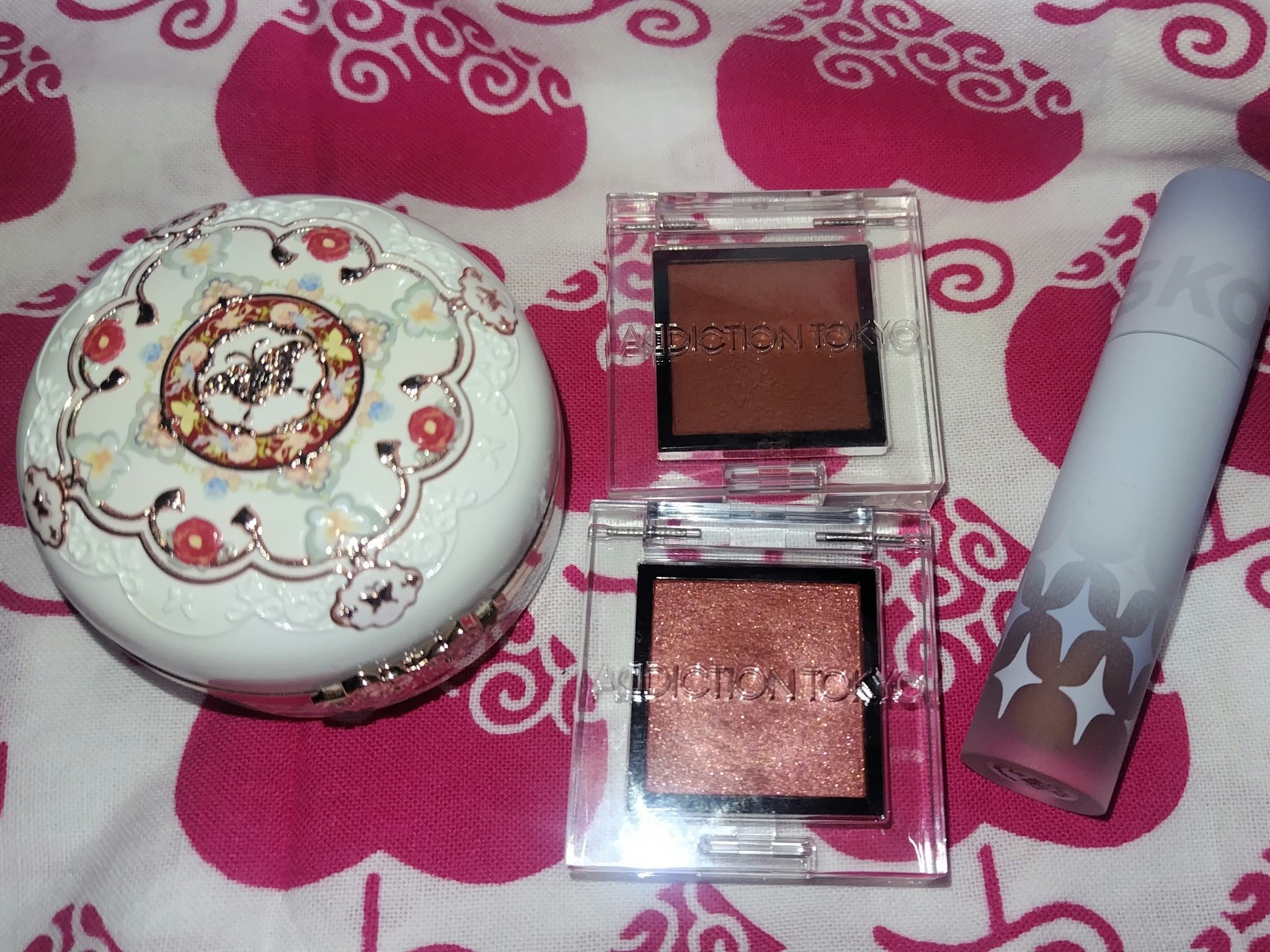 アディクション ザ アイシャドウ マット/ADDICTION/単色アイシャドウを使ったクチコミ（1枚目）