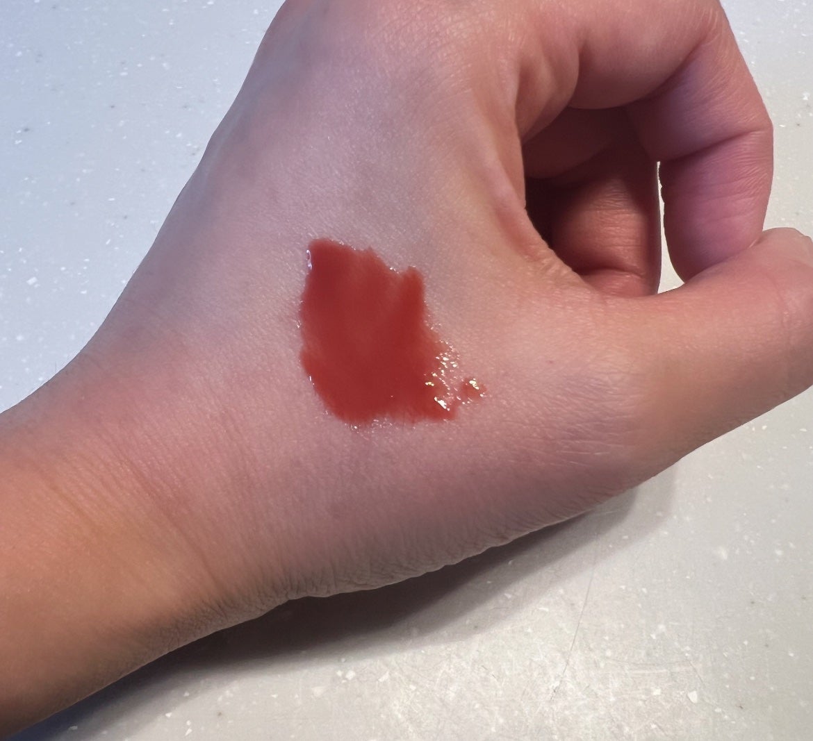 ジューシーベリープランピングリップオイル/TOCOBO/リップグロスを使ったクチコミ(2枚目)