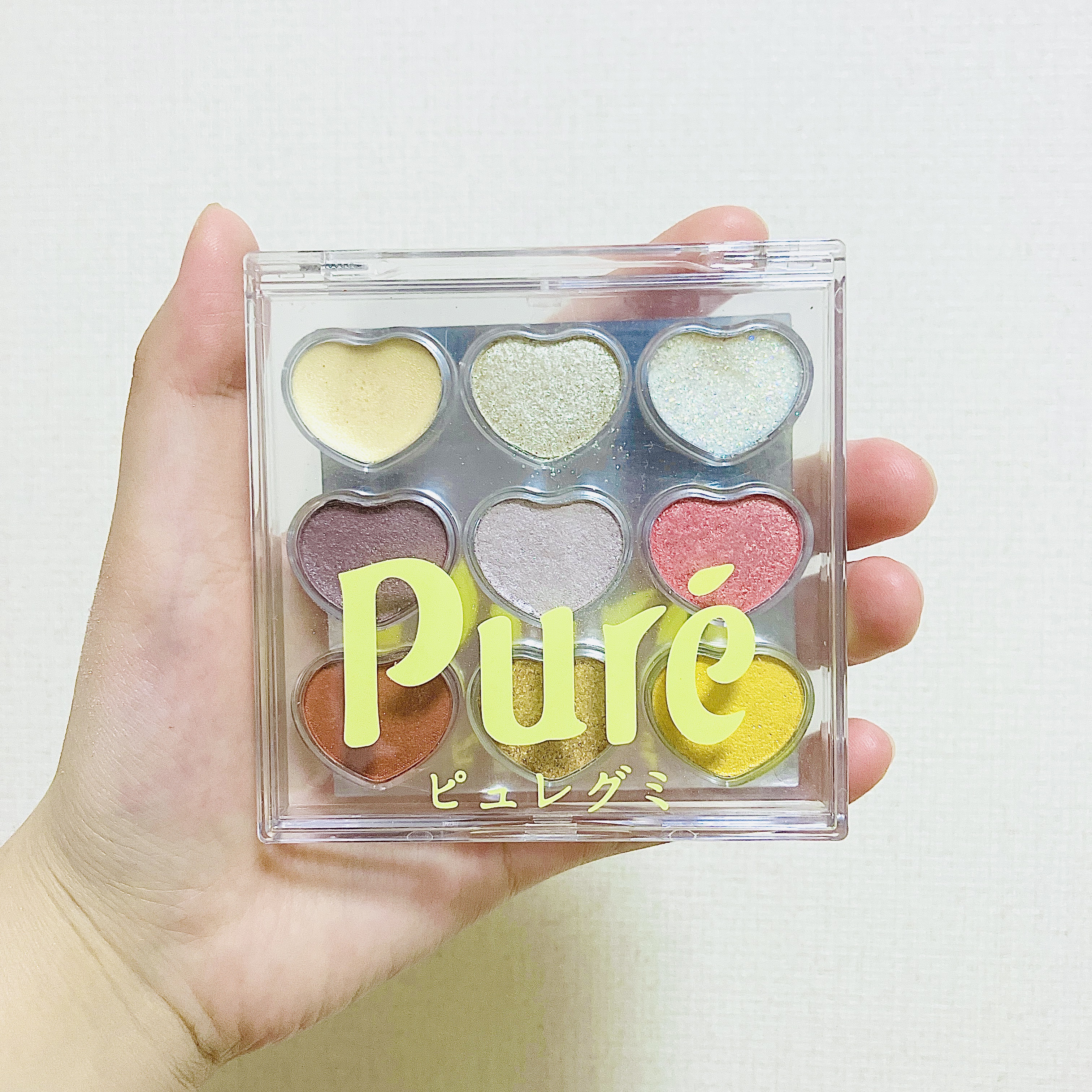 ピュレグミ きゅんときらめくラメ＆グリッターコスメパレット BOOK/宝島社/アイシャドウパレットを使ったクチコミ（1枚目）