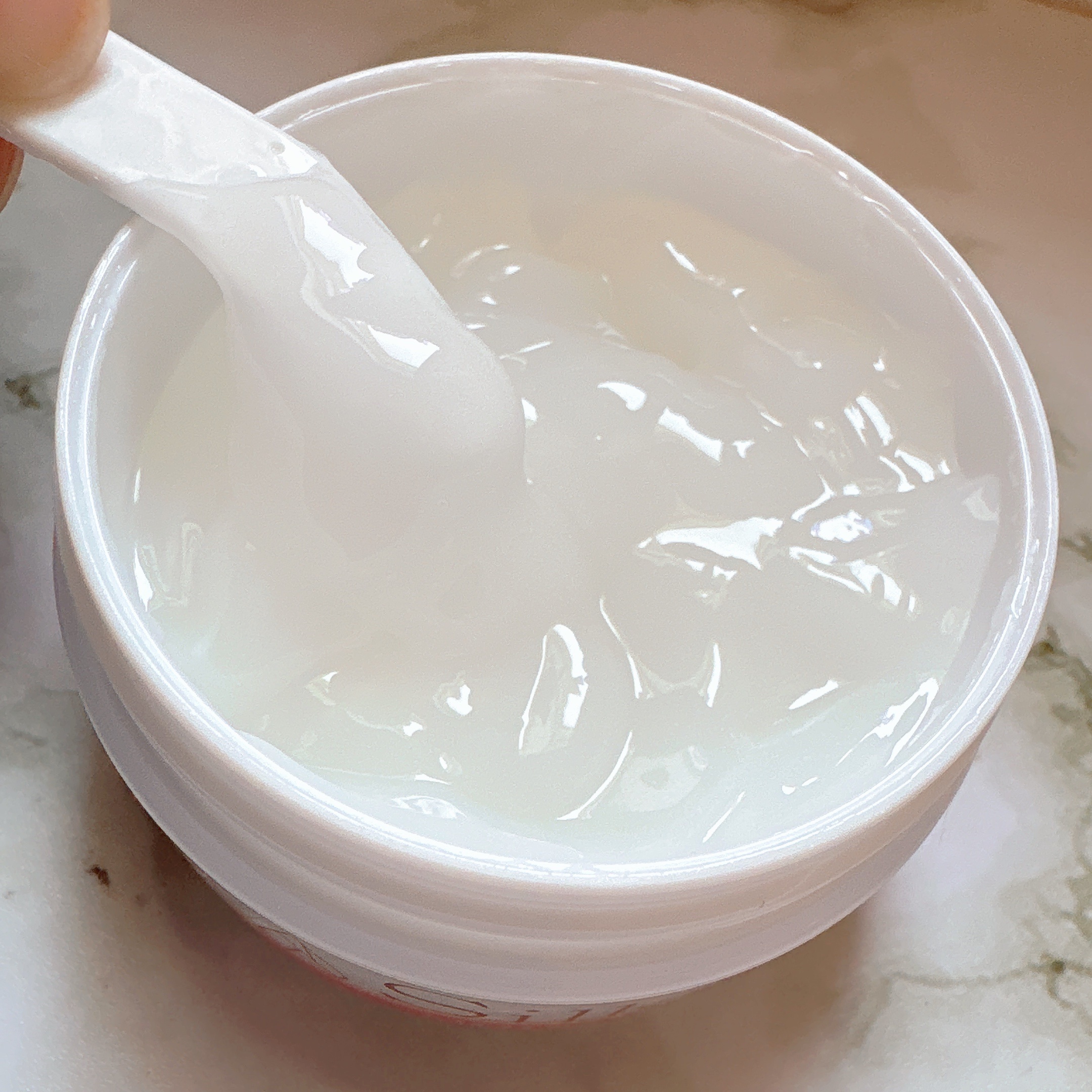 シルキラ18-シリカ（ケイ素）配合オールインワンジェル しっとり/シルキラ/フェイスクリームを使ったクチコミ（2枚目）