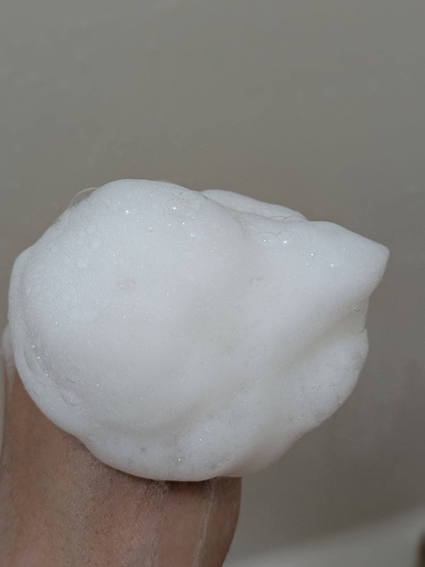 真紅 on LIPS 「Naシャンプーモイスチャー&シャイン バニラフラワー&イチジク..」(5枚目)