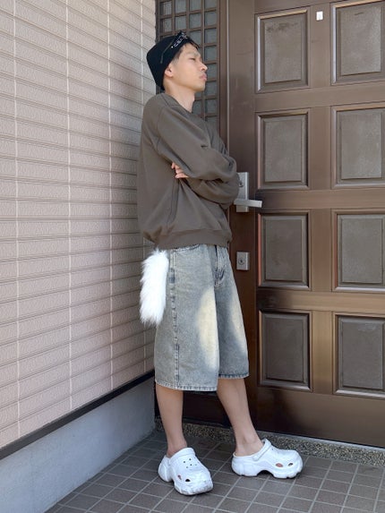 Sarlisi サーリシ レディースシェーバーのクチコミ「Sarlisi レディースシェーバー
USB充電なのと、電源入れた時にライトが光るのが特徴で.....」(2枚目)