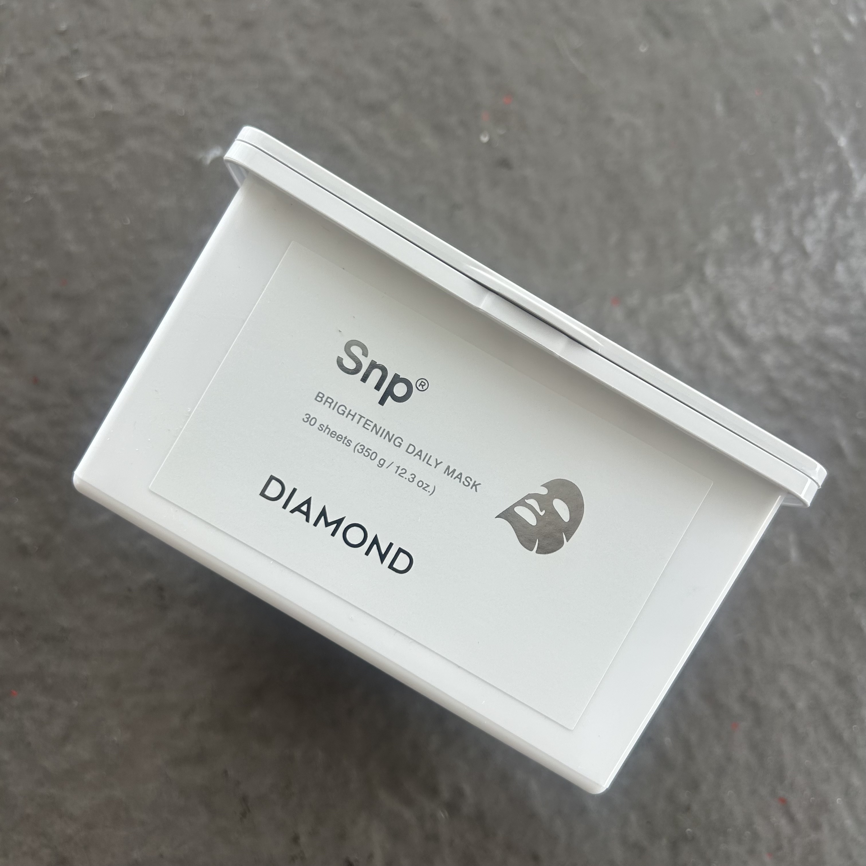 SNP SNPダイヤモンドブライトニングデイリーマスクのクチコミ「海外在住の私、
やっと韓国から韓国コスメ輸入デビュー！

通関で色々トラブルがあり
結論はやは.....」（2枚目）