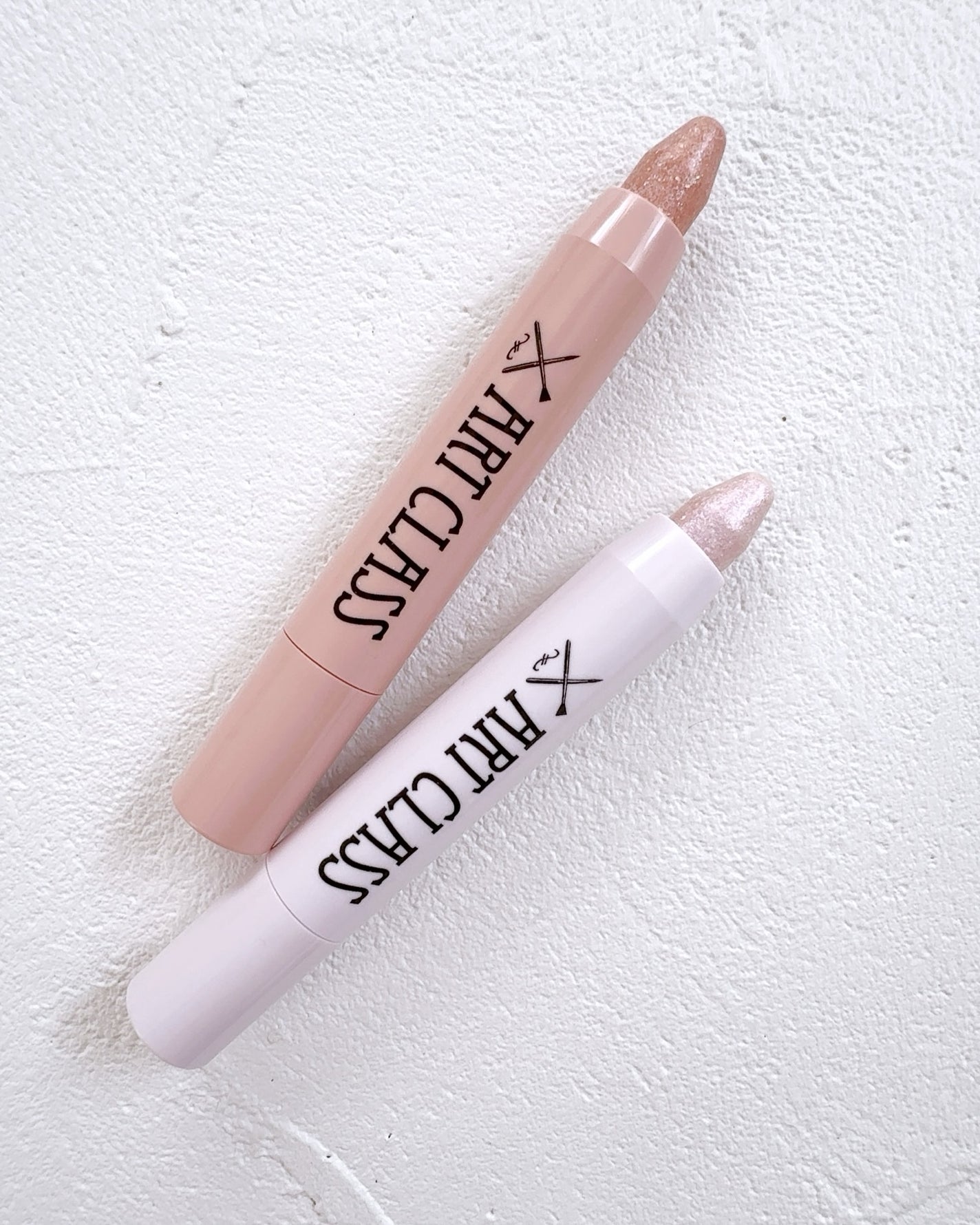 アートクラス アイグリッツ/too cool for school/スティックアイシャドウを使ったクチコミ(2枚目)