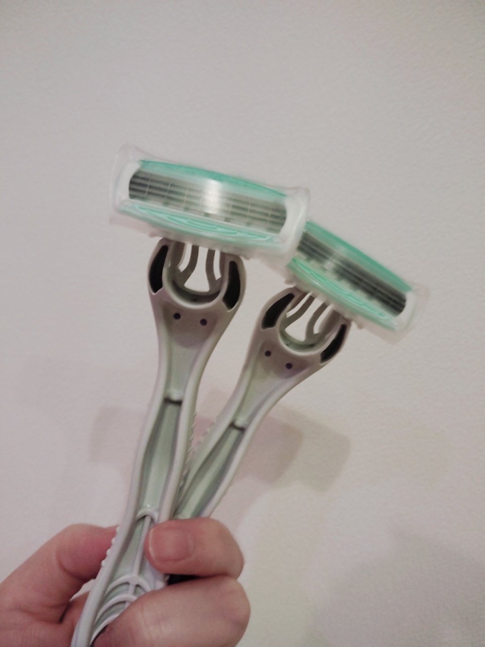 クアトロライト 敏感肌用 （２本入）/シック/シェーバーを使ったクチコミ（3枚目）