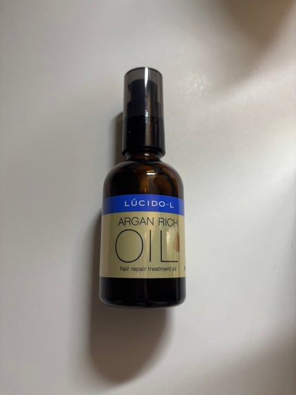 ほの on LIPS 「愛用してるヘアオイル!みんなはアルガンオイルって知ってる?簡単..」(1枚目)