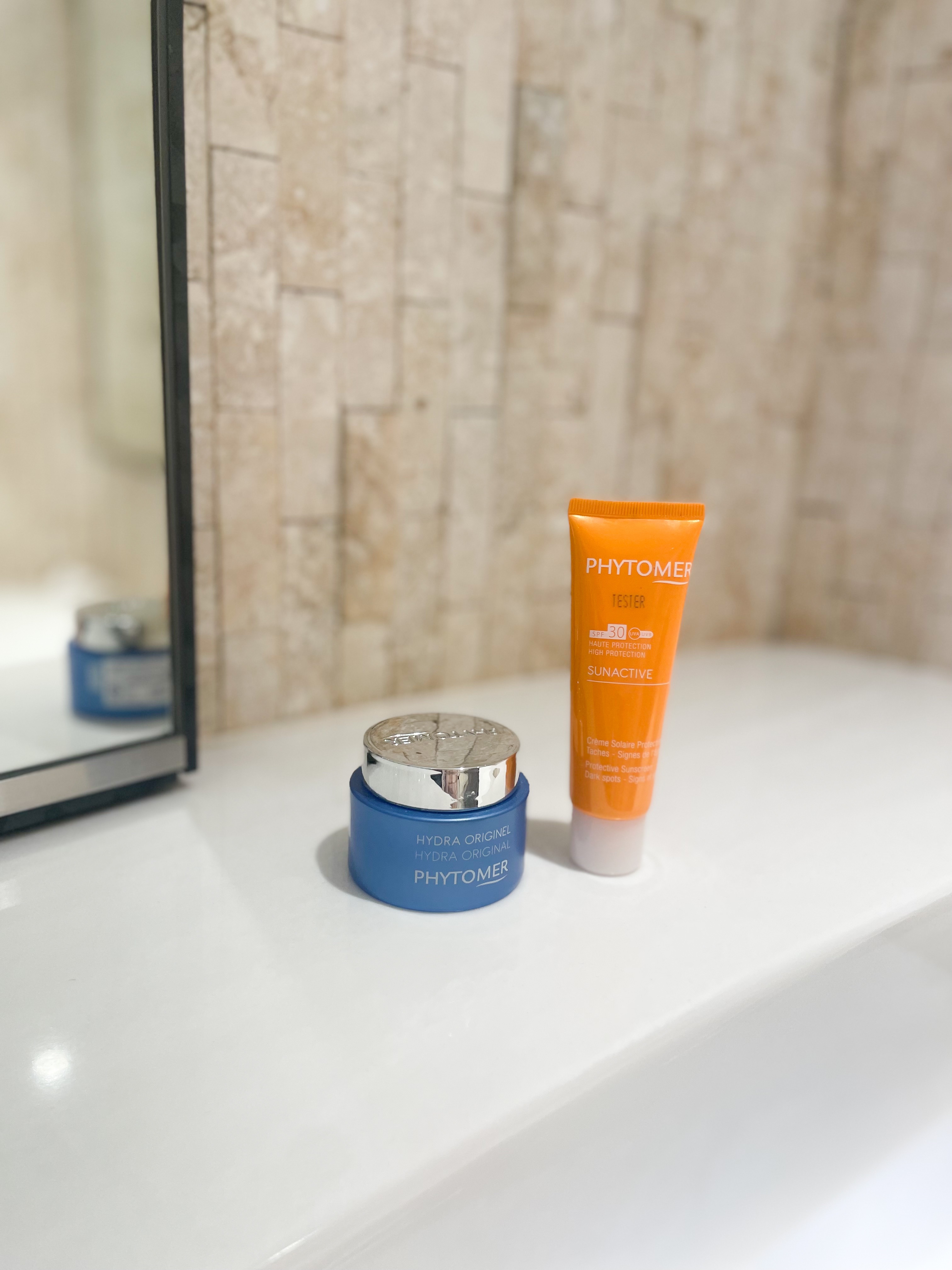 4月下旬ですが夏のようなお天気の日がありますね！

2025年5月1日新発売 「フィトメール アクティブサンクリームSPF30 」 を使ってみました♡

伸びが良くて使いやすい✨
白浮きせず使えます🧡

オレンジのカラーもビタミンカラーで