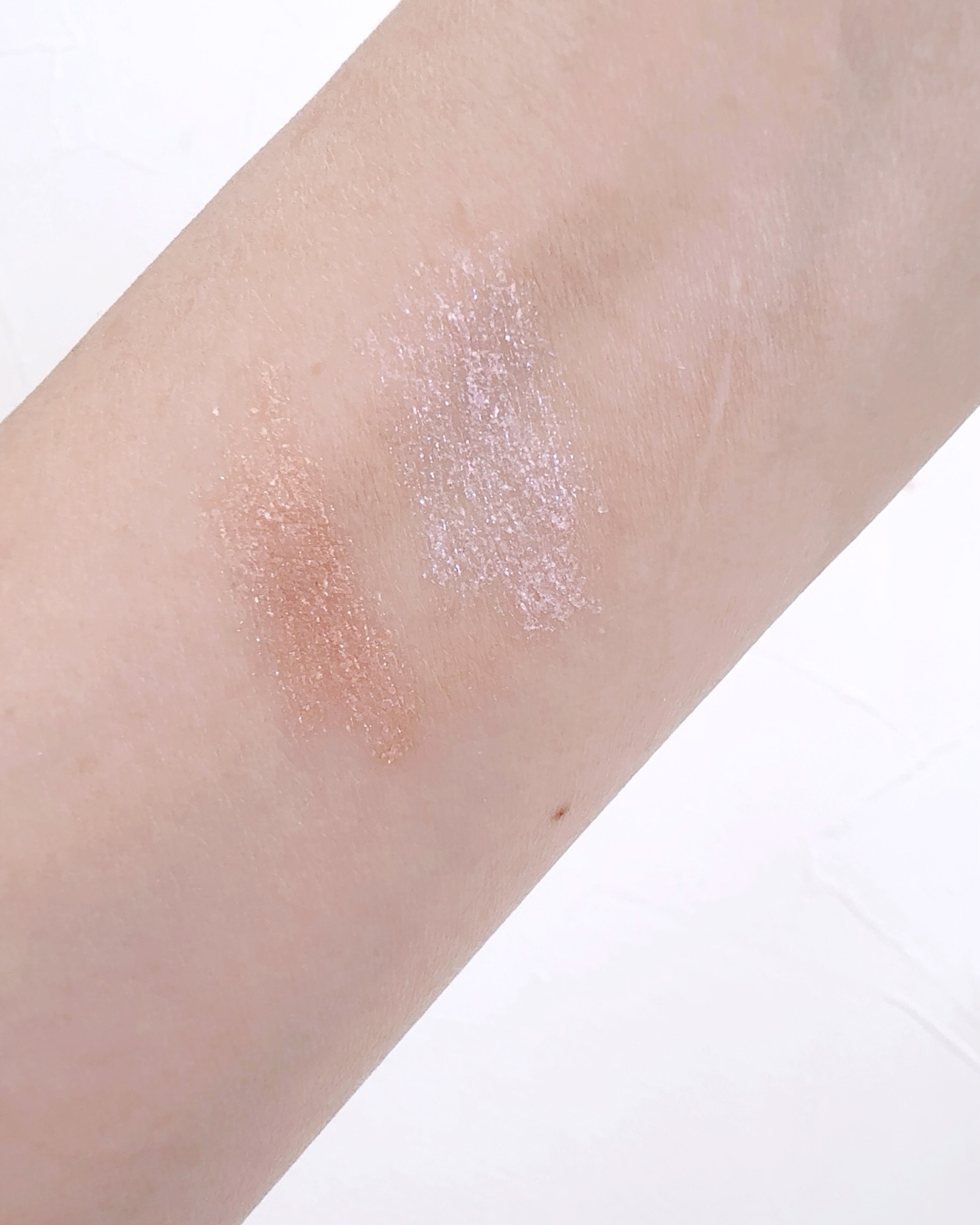 アートクラス アイグリッツ/too cool for school/スティックアイシャドウを使ったクチコミ（3枚目）