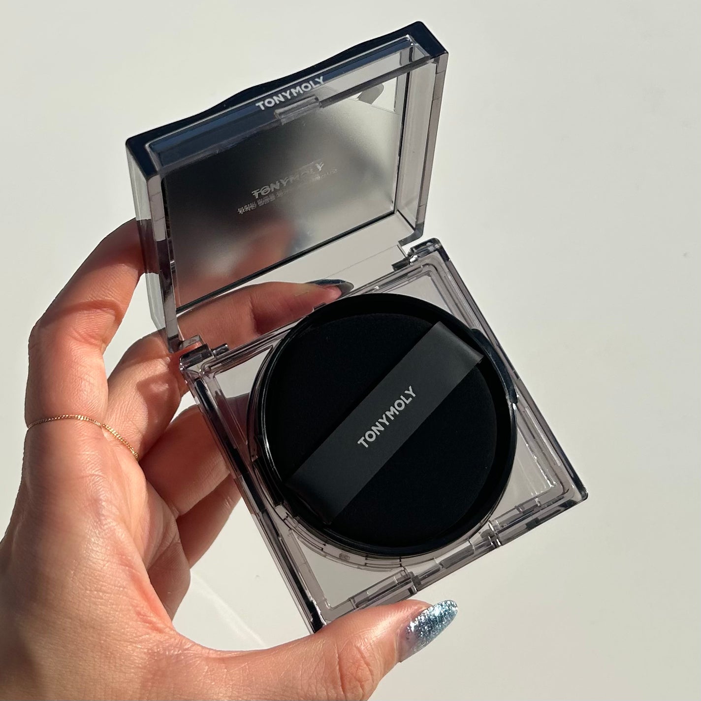 スキントーンフィクシングカバークッション/TONYMOLY/クッションファンデーションを使ったクチコミ(1枚目)