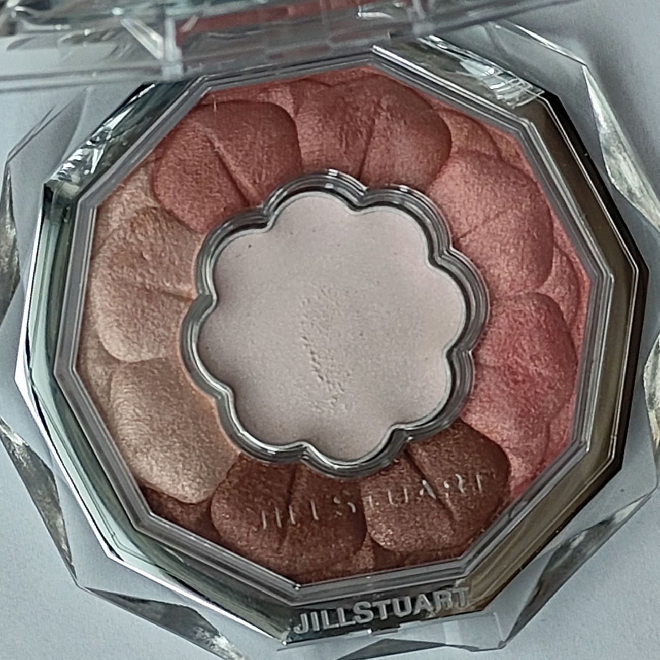 ジルスチュアート ブルームクチュール アイズ 03 peony harmony/JILL STUART/アイシャドウパレットを使ったクチコミ（1枚目）