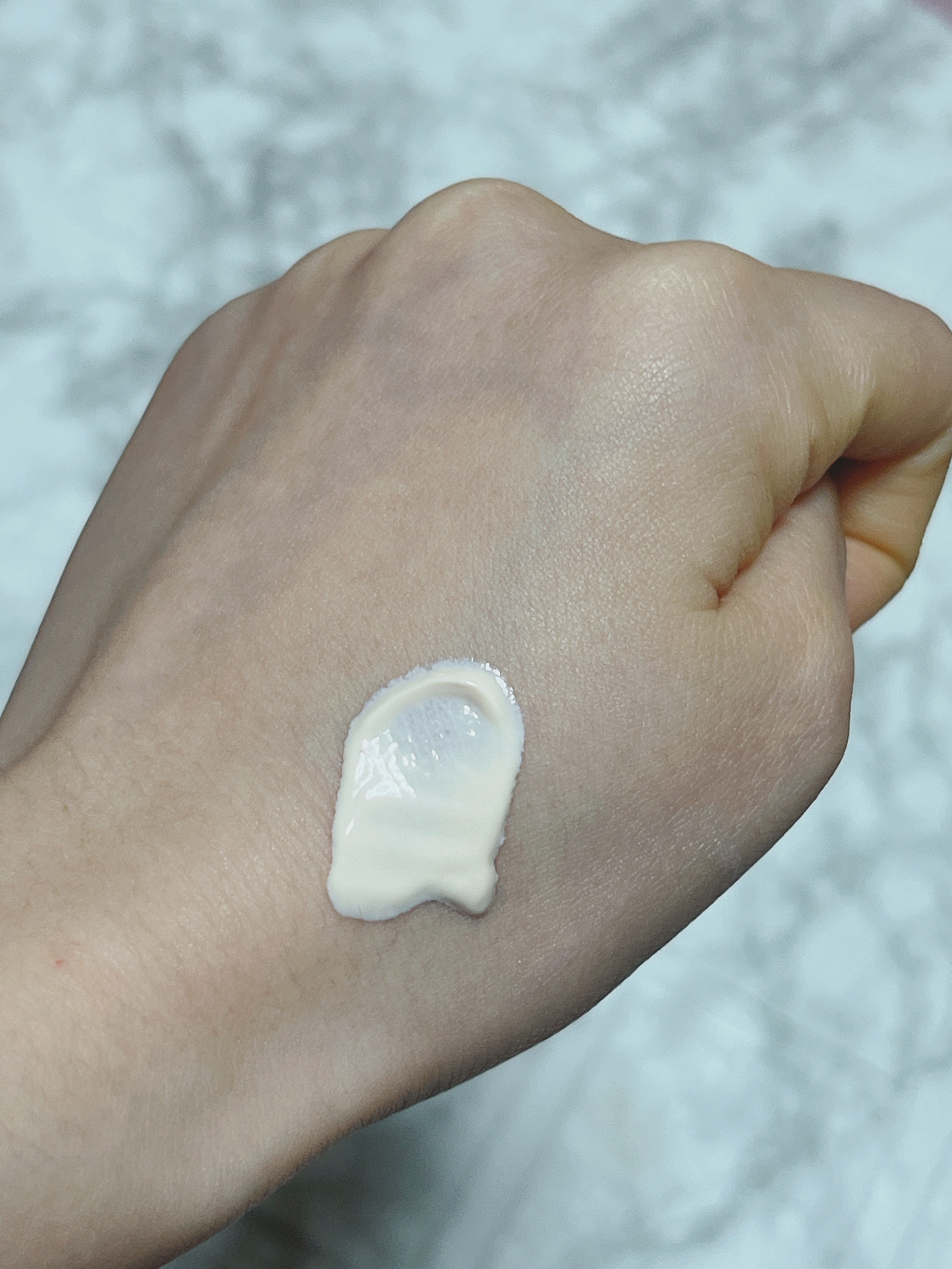 ANTI-FRECKLES & WHITENING CAPSULE SUN CREAM/Dr.Melaxin/日焼け止めクリームを使ったクチコミ（2枚目）