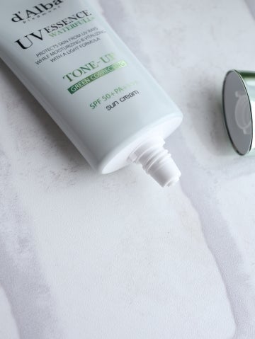 クリーンティーツリーリポソームトーンアップサンクリーム(グリーン)/ダルバ/日焼け止めクリームを使ったクチコミ(2枚目)