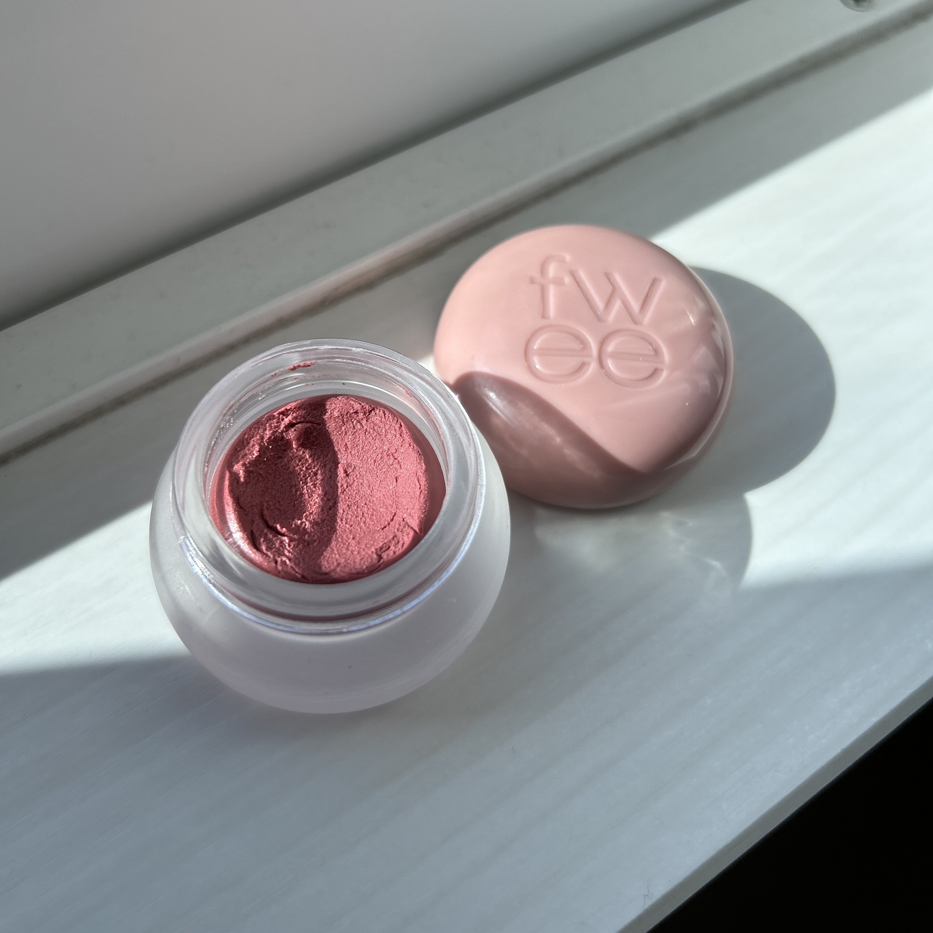 リップアンドチーク ブラーリープリンポット/fwee/口紅を使ったクチコミ（1枚目）