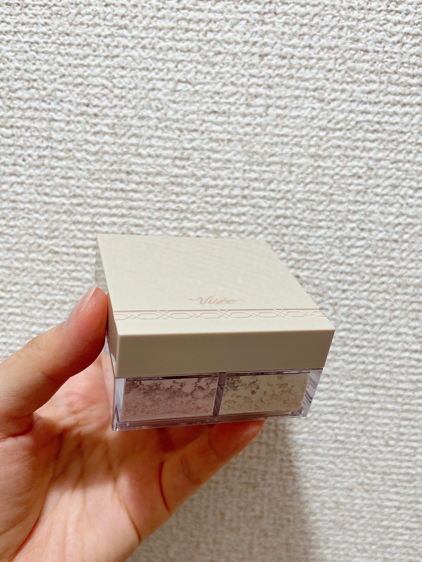 トリニタス グロウ パウダー/Visée/ルースパウダーを使ったクチコミ(3枚目)