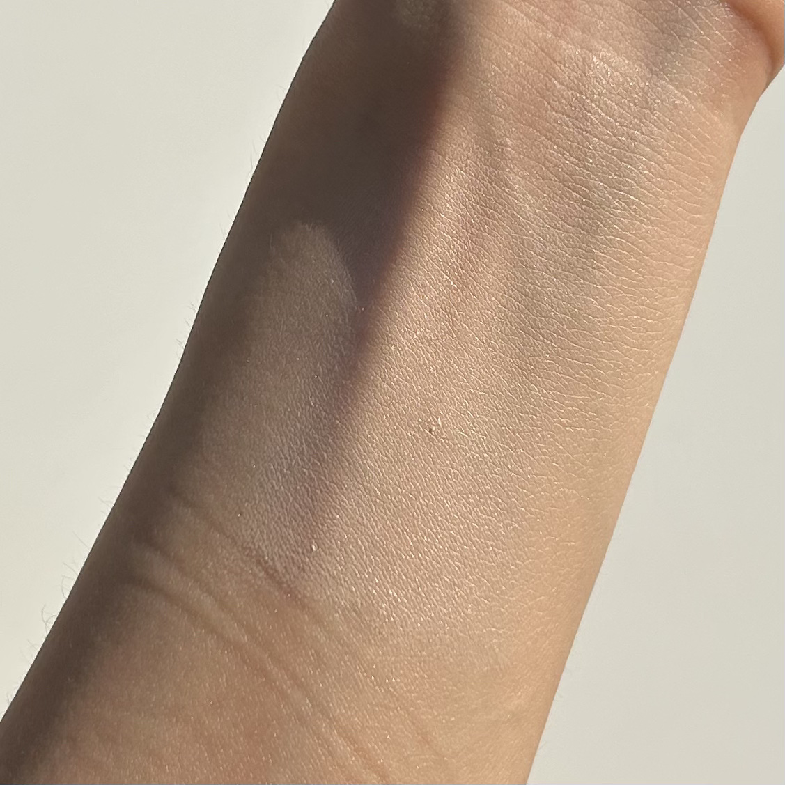 スキントーンフィクシングカバークッション/TONYMOLY/クッションファンデーションを使ったクチコミ（3枚目）