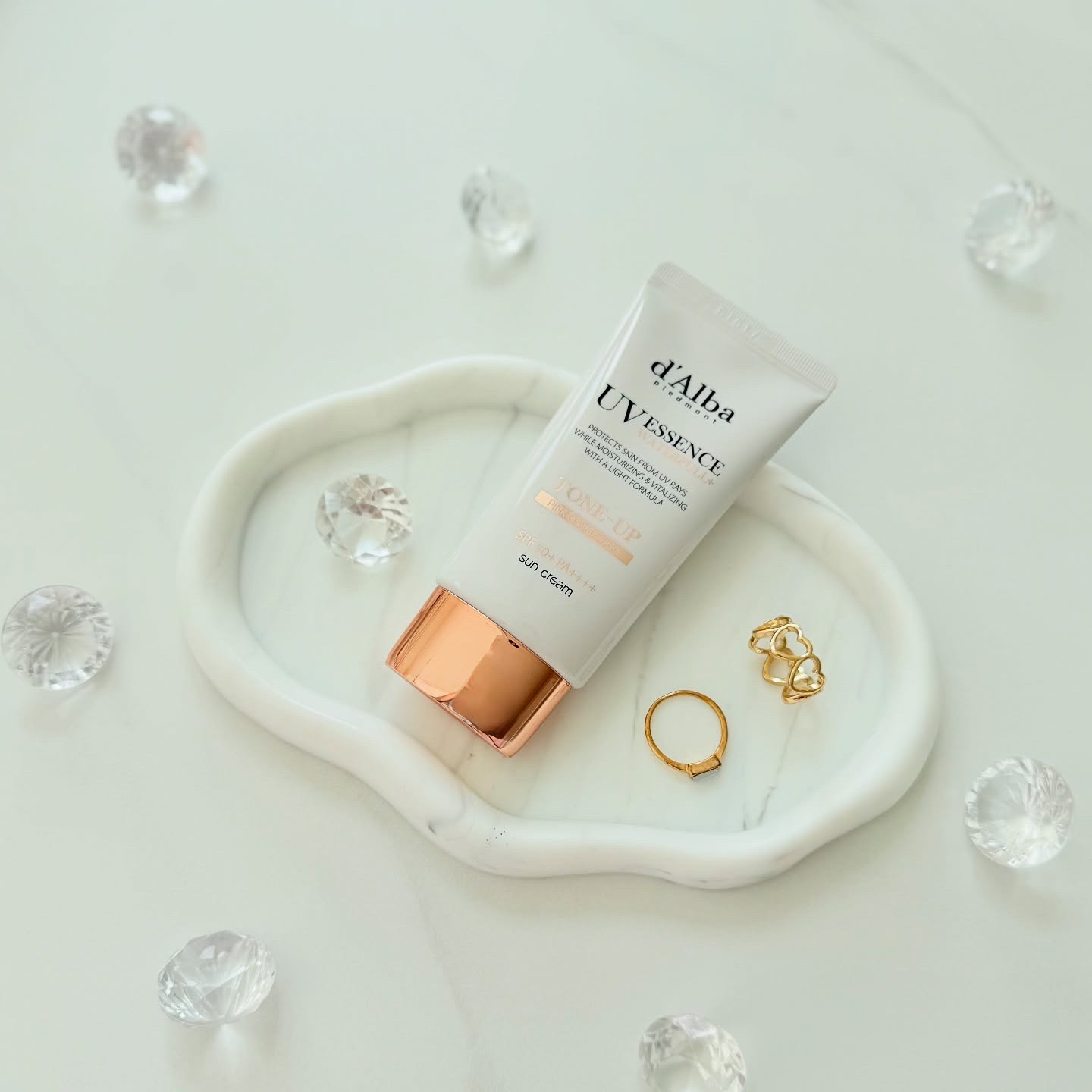 ウォータフルトーンアップサンクリーム/ダルバ/日焼け止めクリームを使ったクチコミ（1枚目）