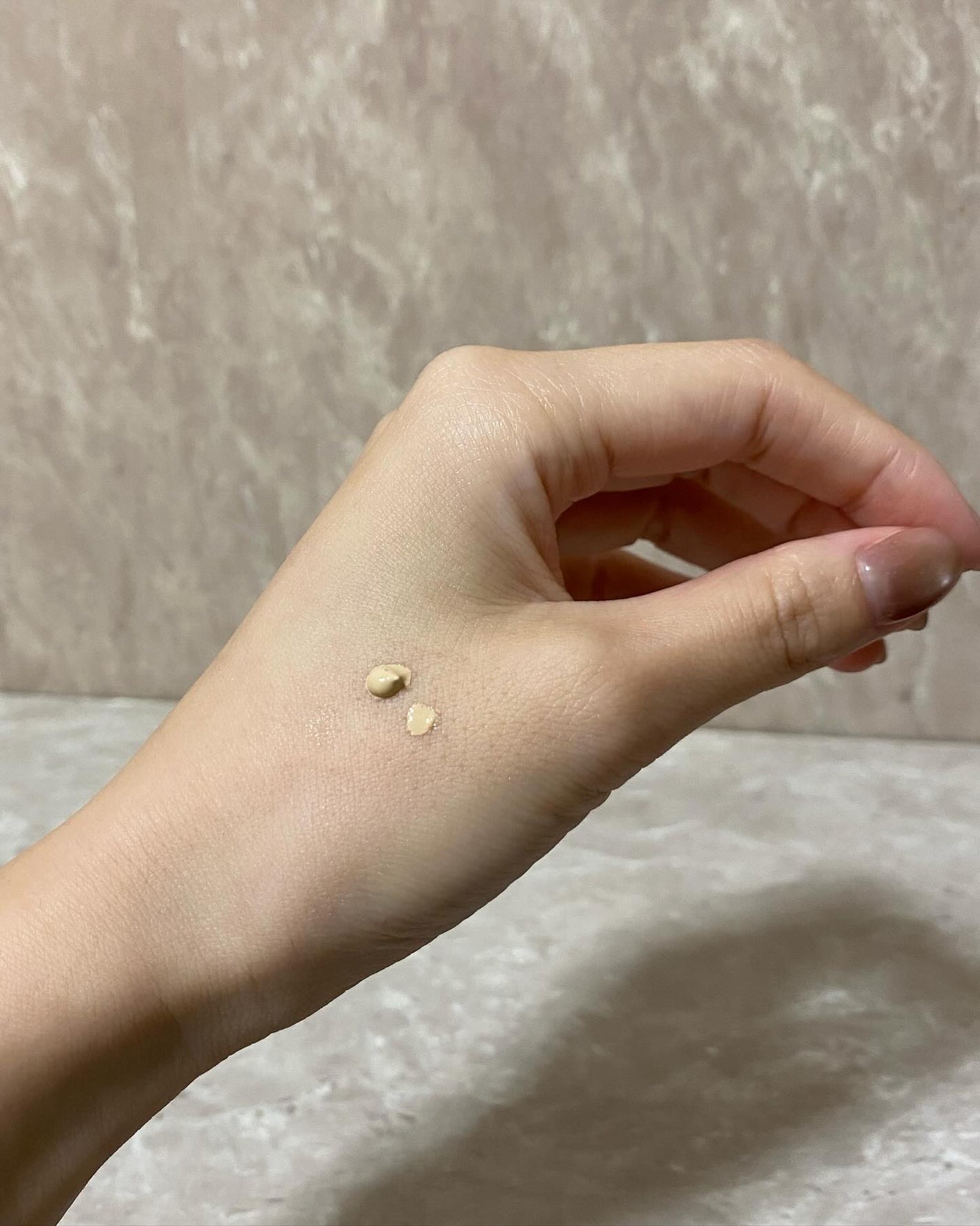 スキンセラムファンデーション/qiolo/リキッドファンデーションを使ったクチコミ(3枚目)