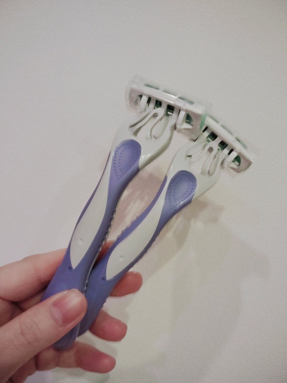 クアトロライト 敏感肌用 （２本入）/シック/シェーバーを使ったクチコミ（2枚目）